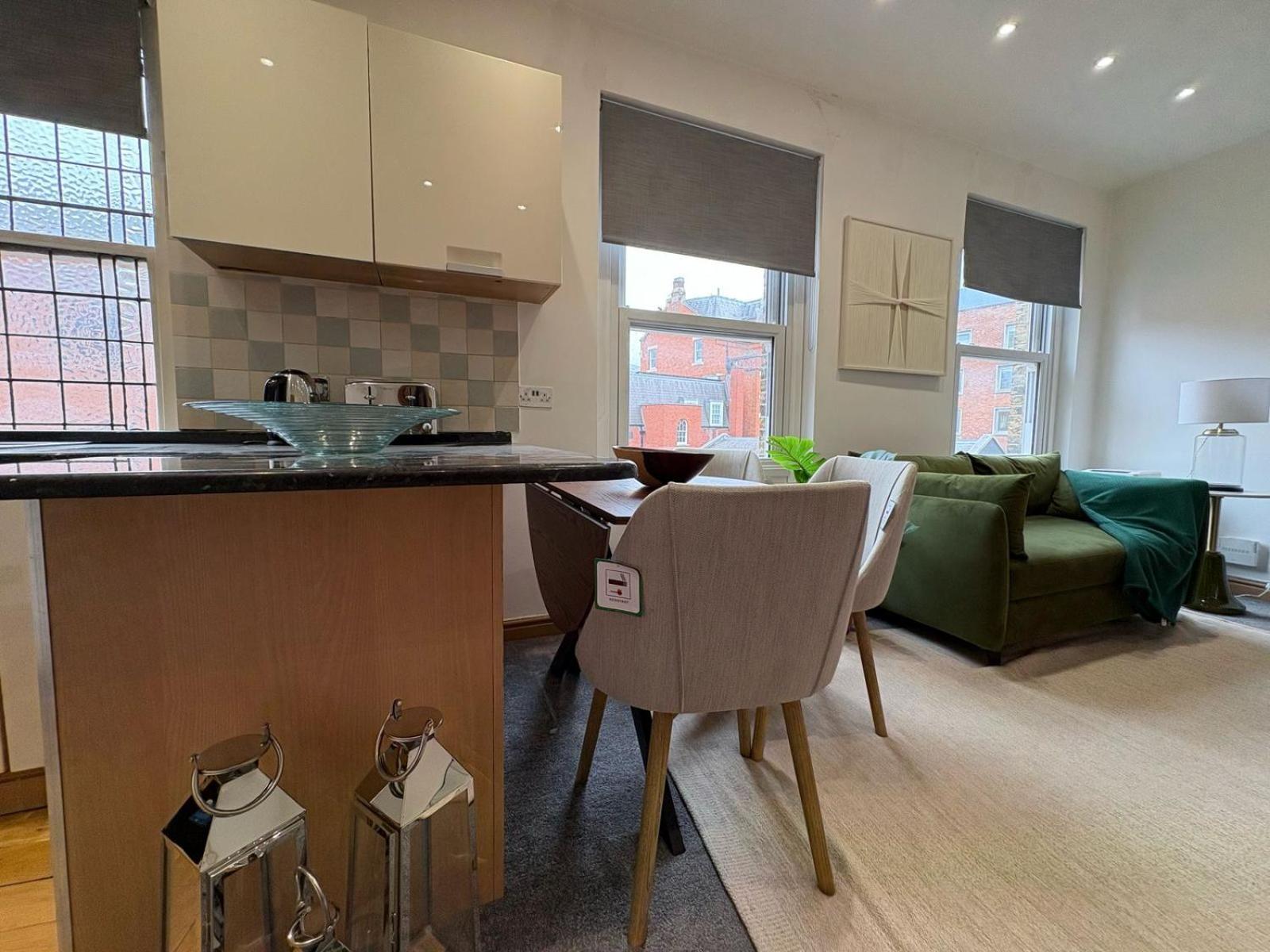 Estatesmen Mayfair Bond Street Flat *