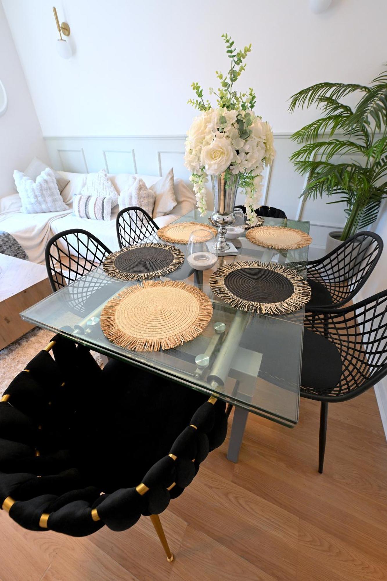 3 Minutes To Tower Of Trendy Shoreditch Recently Refurbished 3 Bedrooms Sleeps 8 *