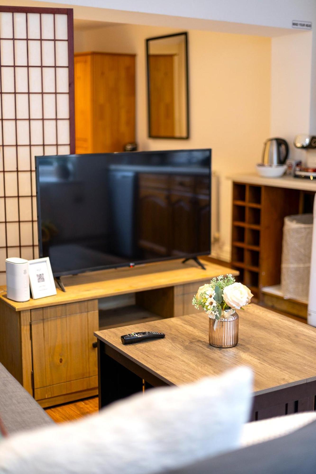 Albert Apt Apartment