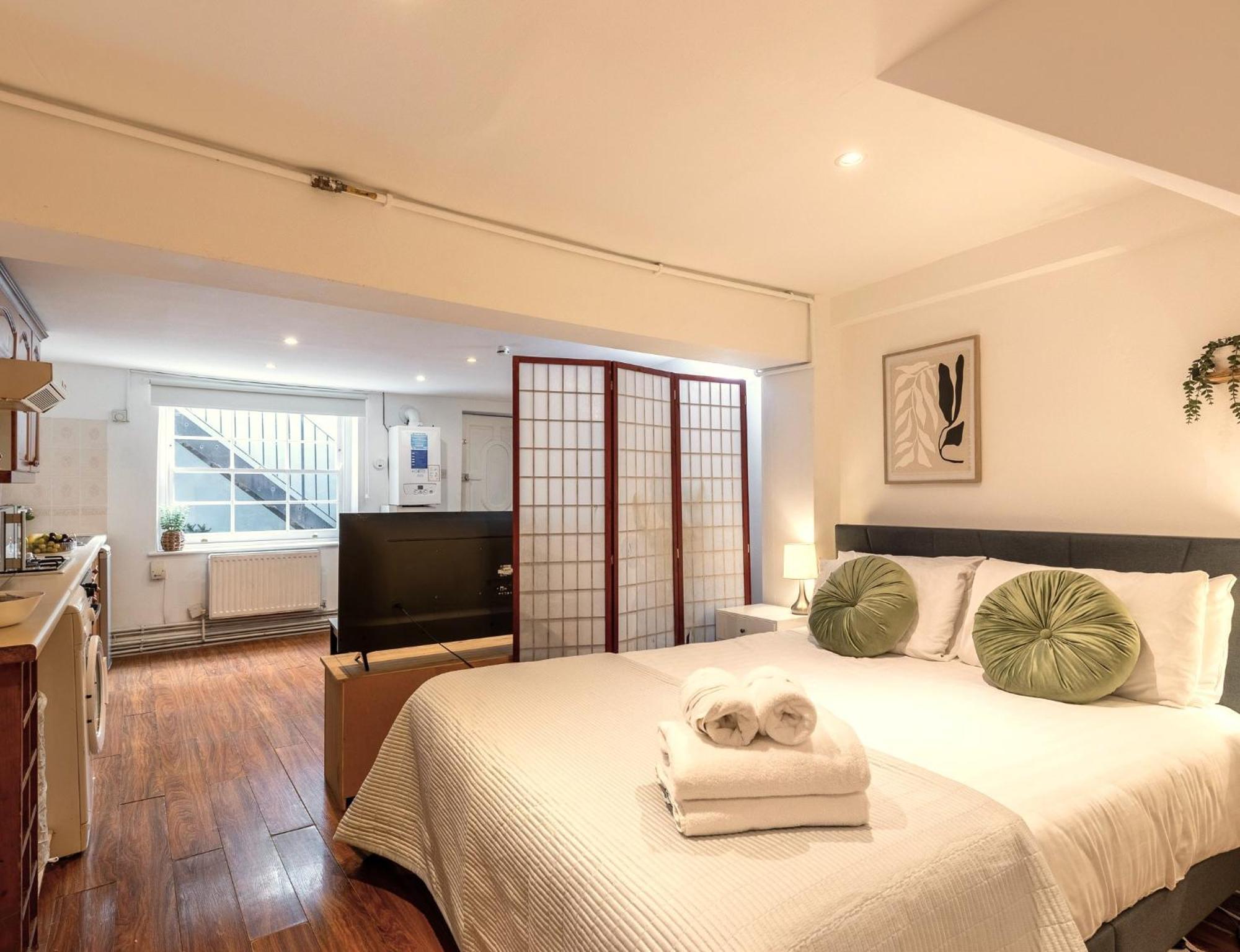 Apartment Albert Apt London
