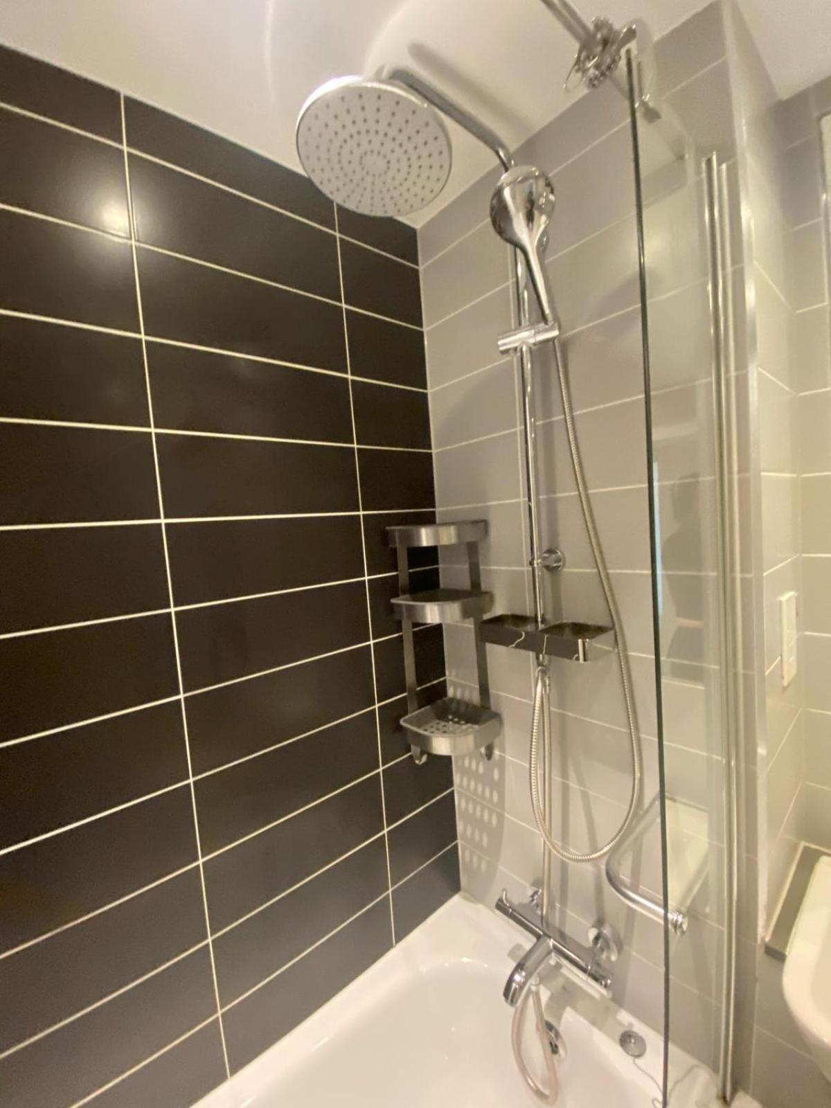 Apartment Perfect Flat For A Family! London