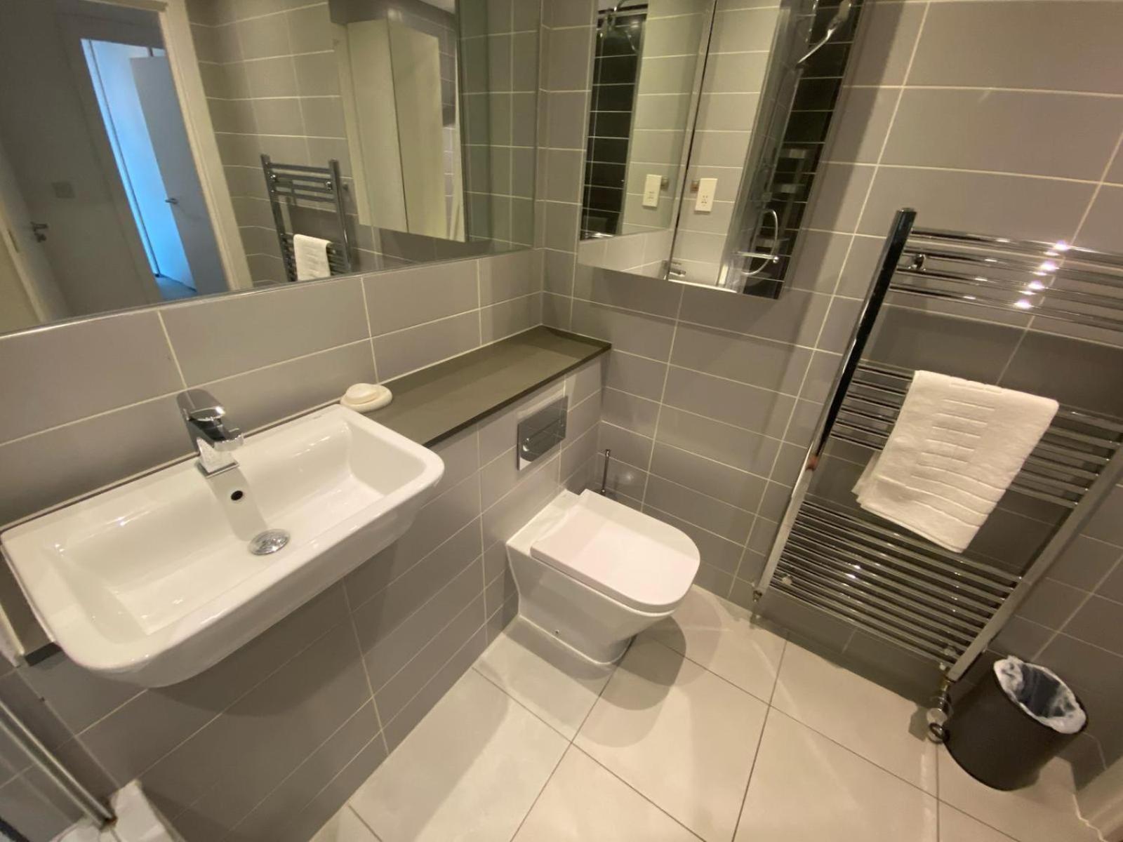 Perfect Flat For A Family! London