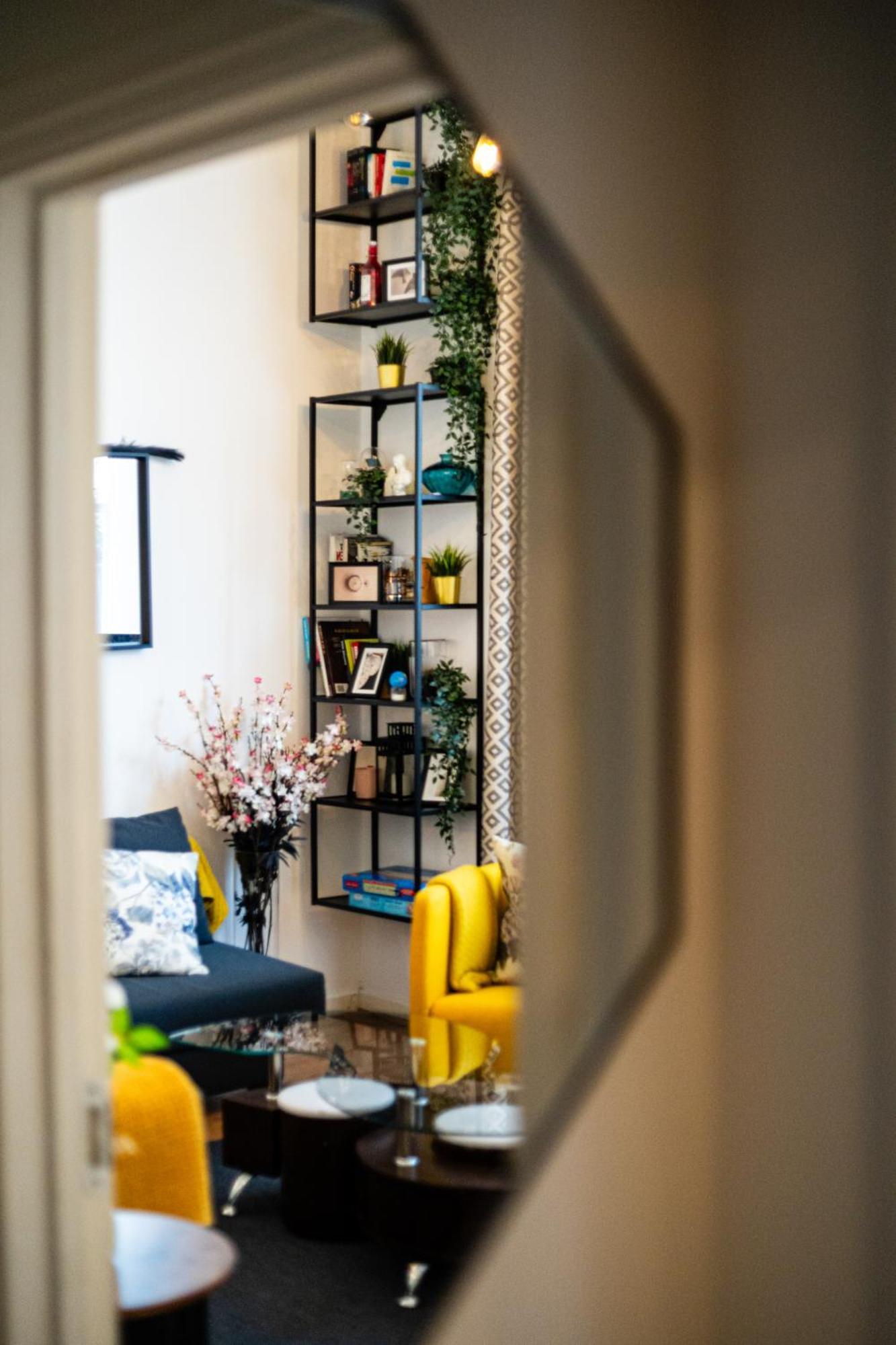 Charming 3br By Redcliffe Gdns *