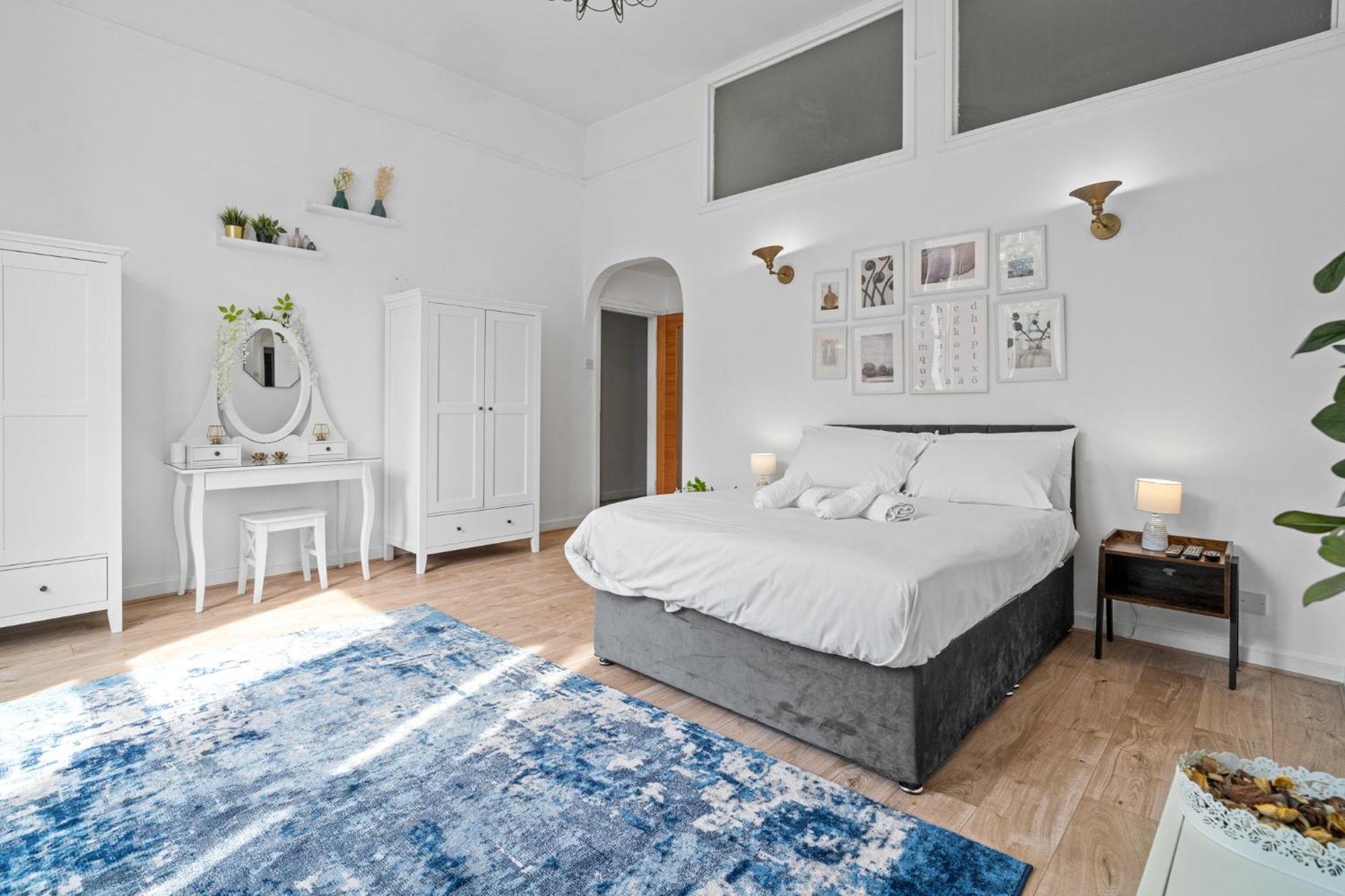 Holiday home Charming 3br By Redcliffe Gdns