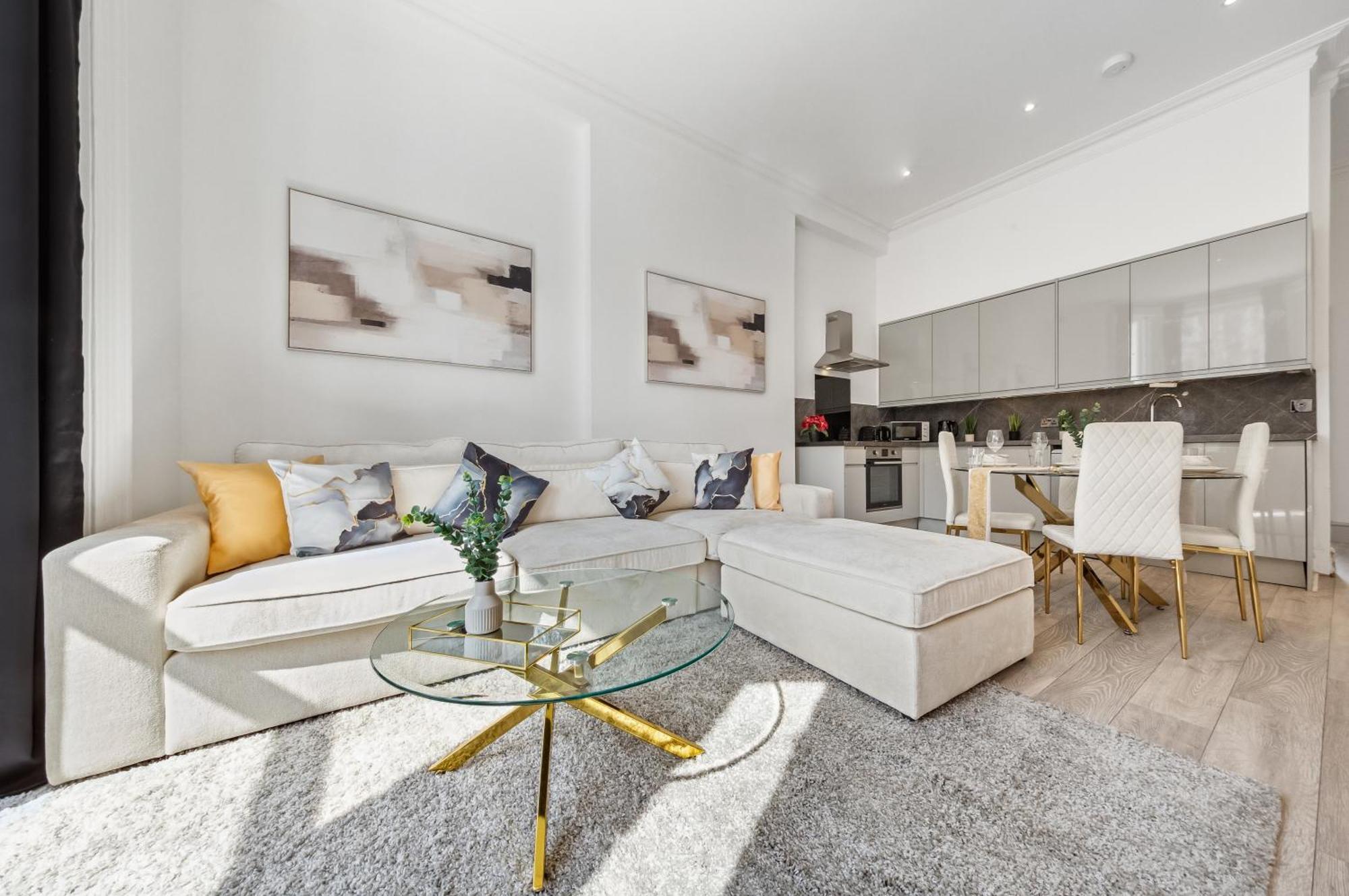 Minimalist Luxe 2br Designer Retreat In Prime Kensington For 6 Next To Station Harrods * London