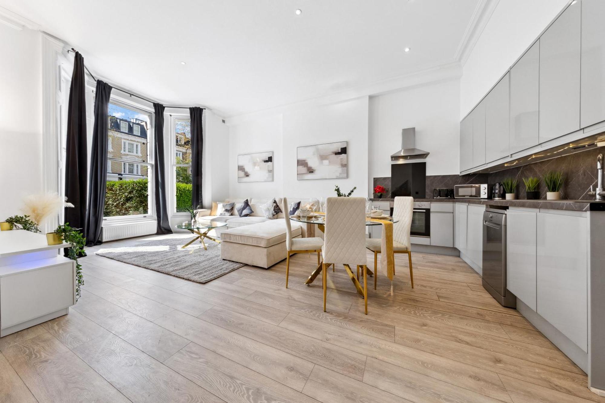 Minimalist Luxe 2br Designer Retreat In Prime Kensington For 6 Next To Station Harrods *