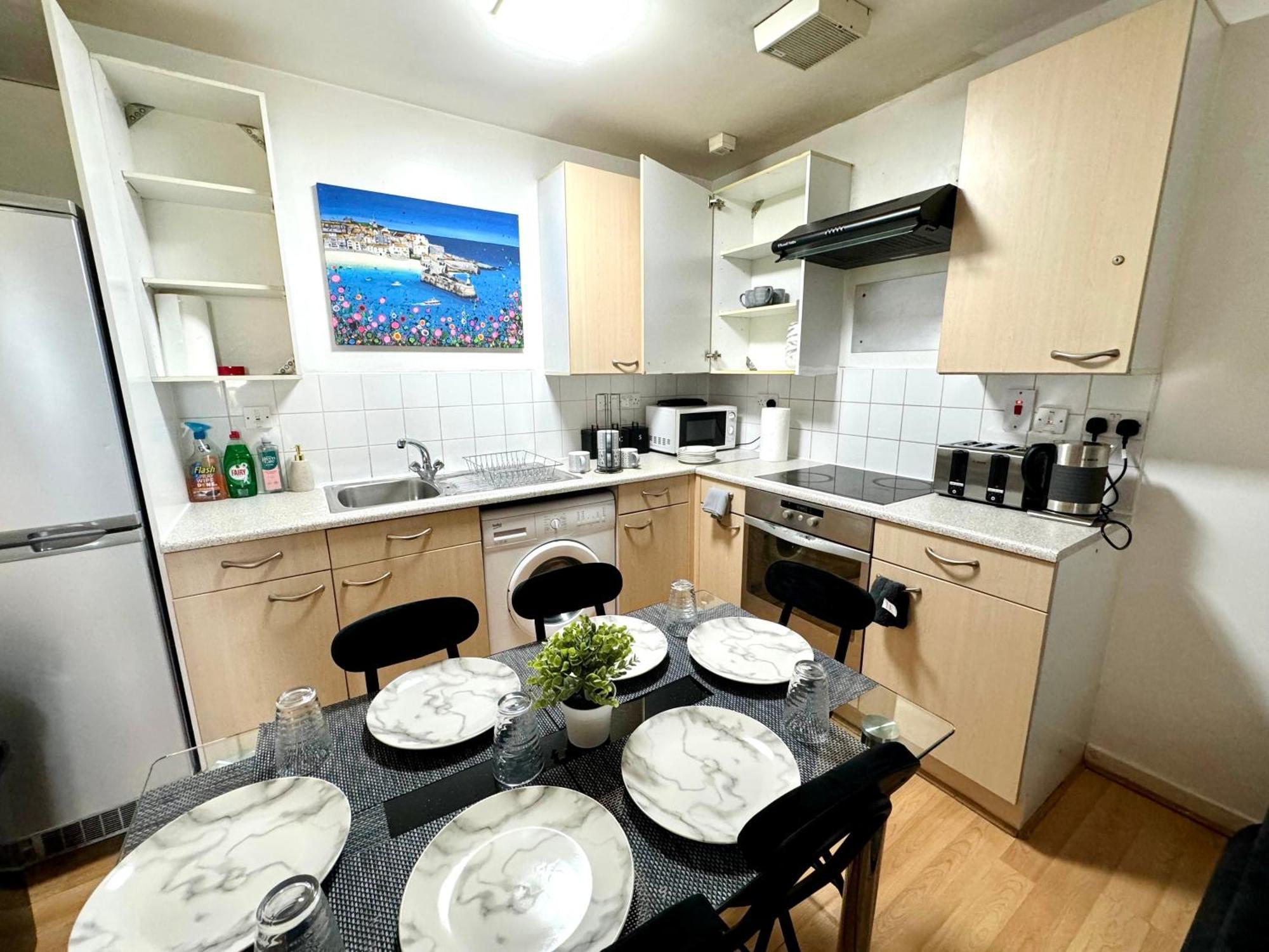 Apartment Magnificent Luxurious For 6ppl In Stratford - 6mins Walk To Stratford Station