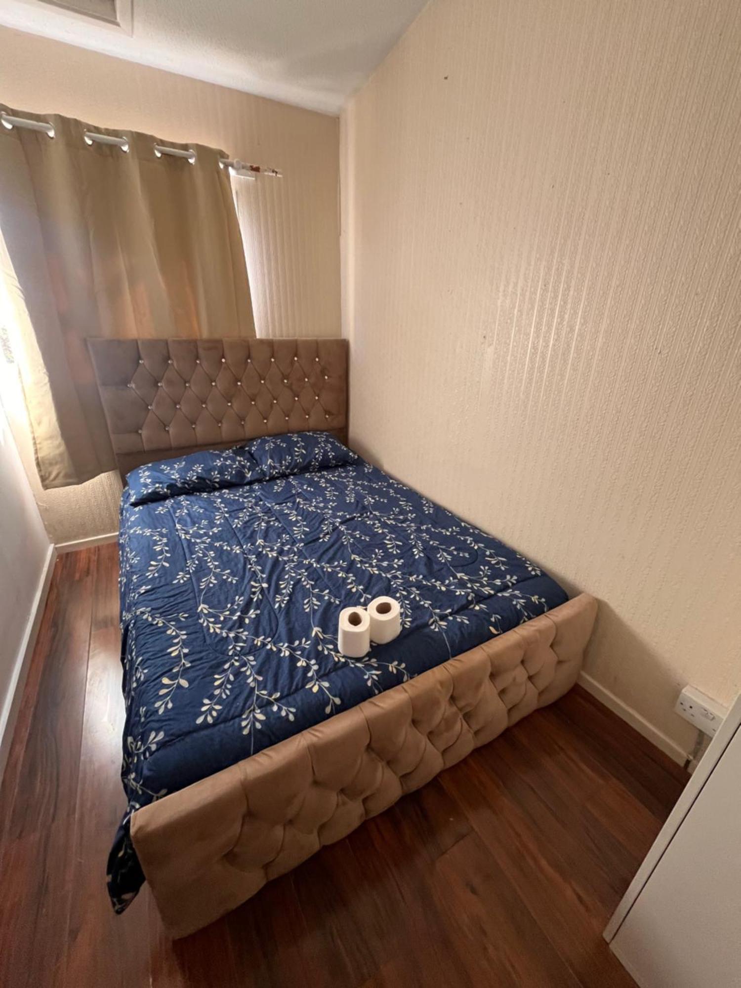 Guest house Buckingham London