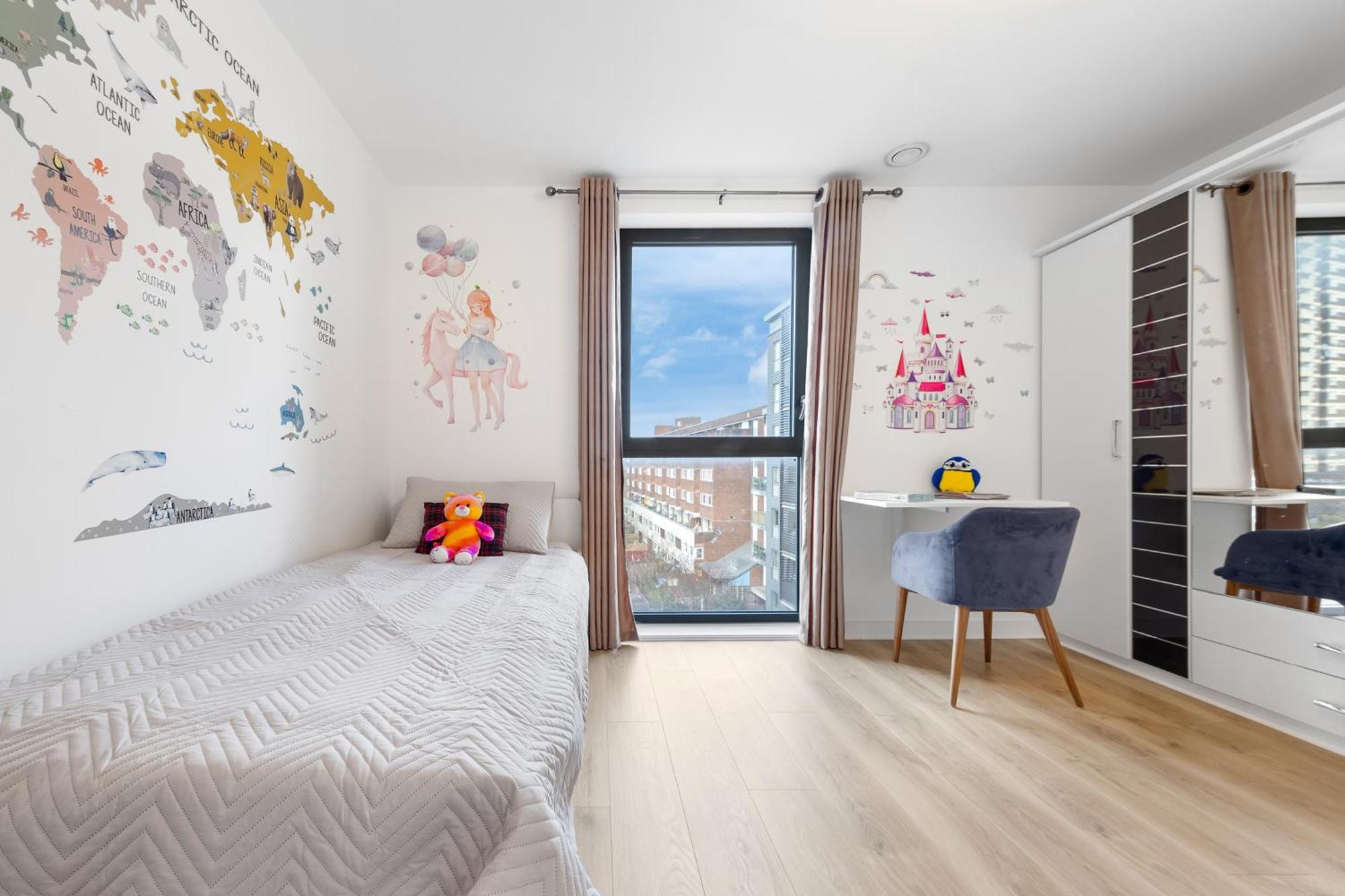 Spacious Modern 2br In The Heart Of Londres