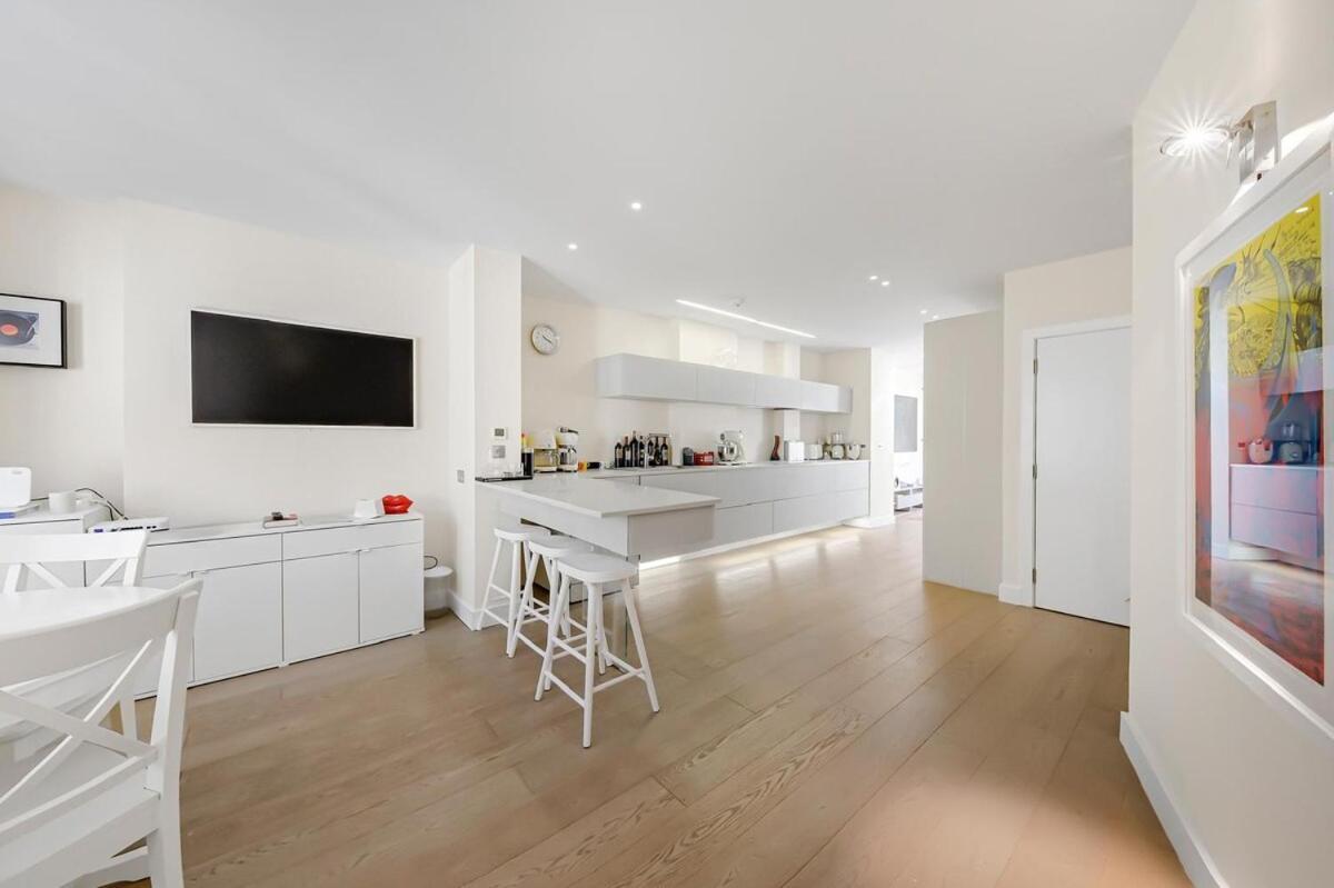 Pink Floyd 3br Flat In Maida Vale Near Notting Hill And Little Venice Apartment London
