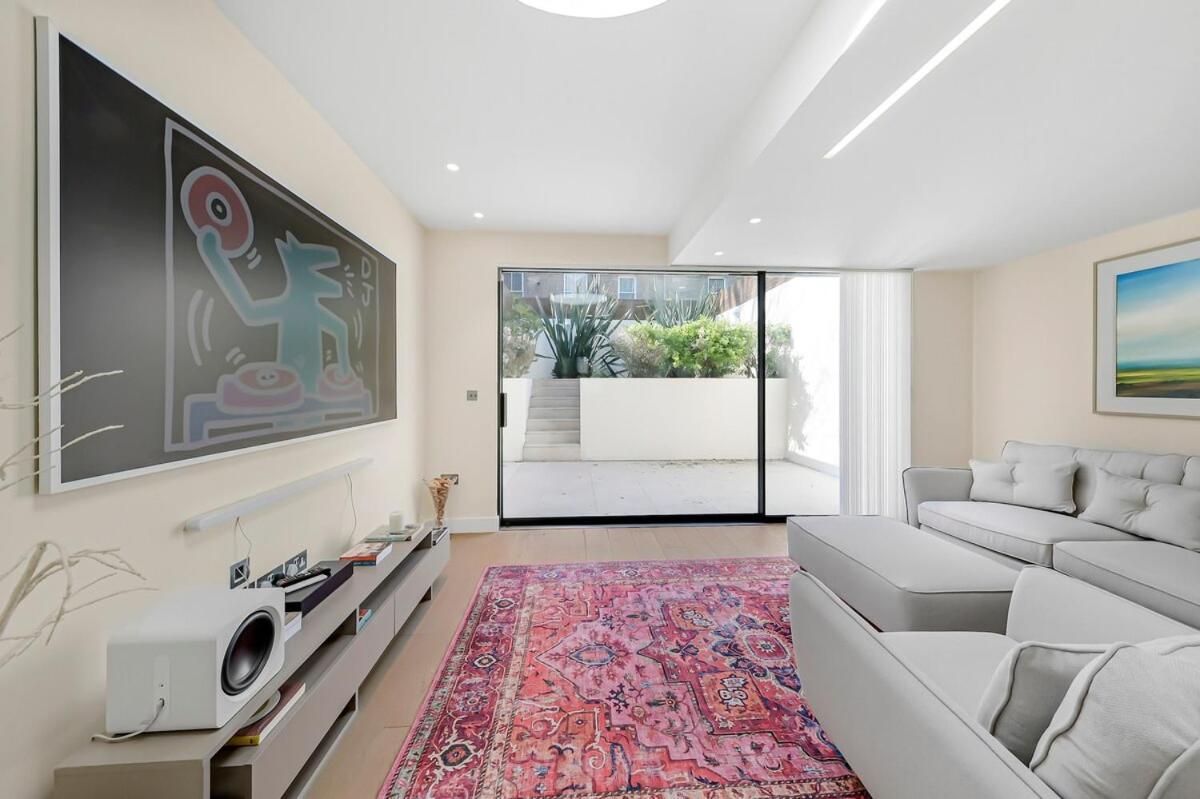 Apartment Pink Floyd 3br Flat In Maida Vale Near Notting Hill And Little Venice London