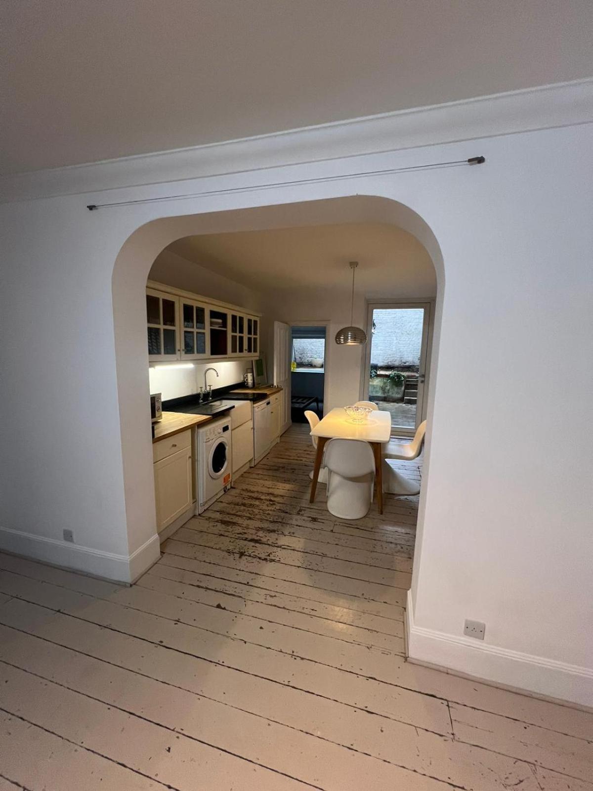 Chelsea 1-bed Flat With Patio Apartamento *