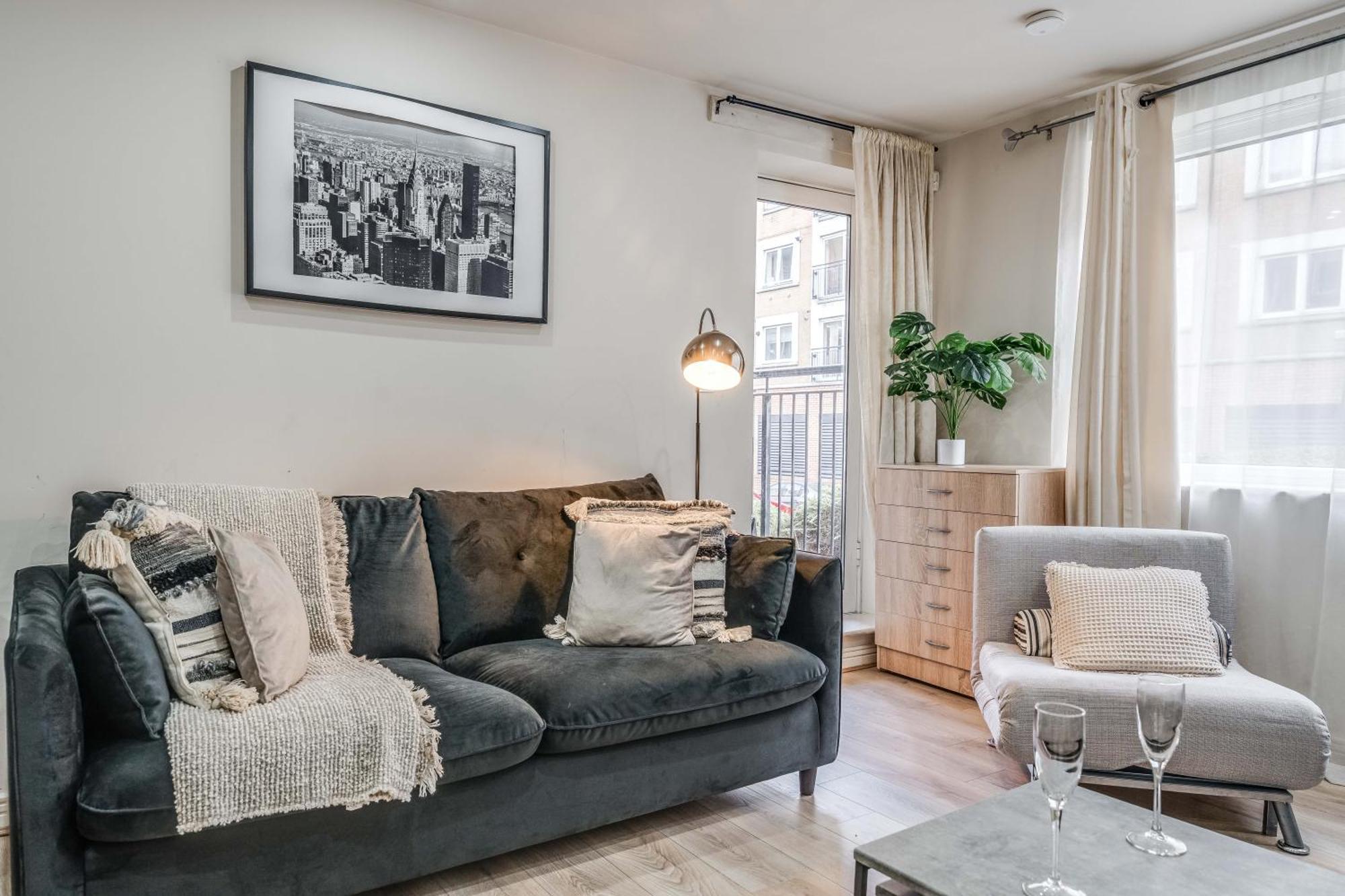 Canary Wharf O2 Excel Flat With Parking & Balcony * Londres