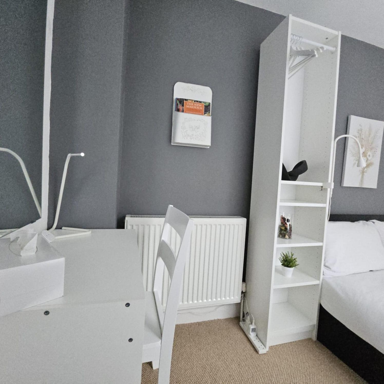 Comfy In Guest house *