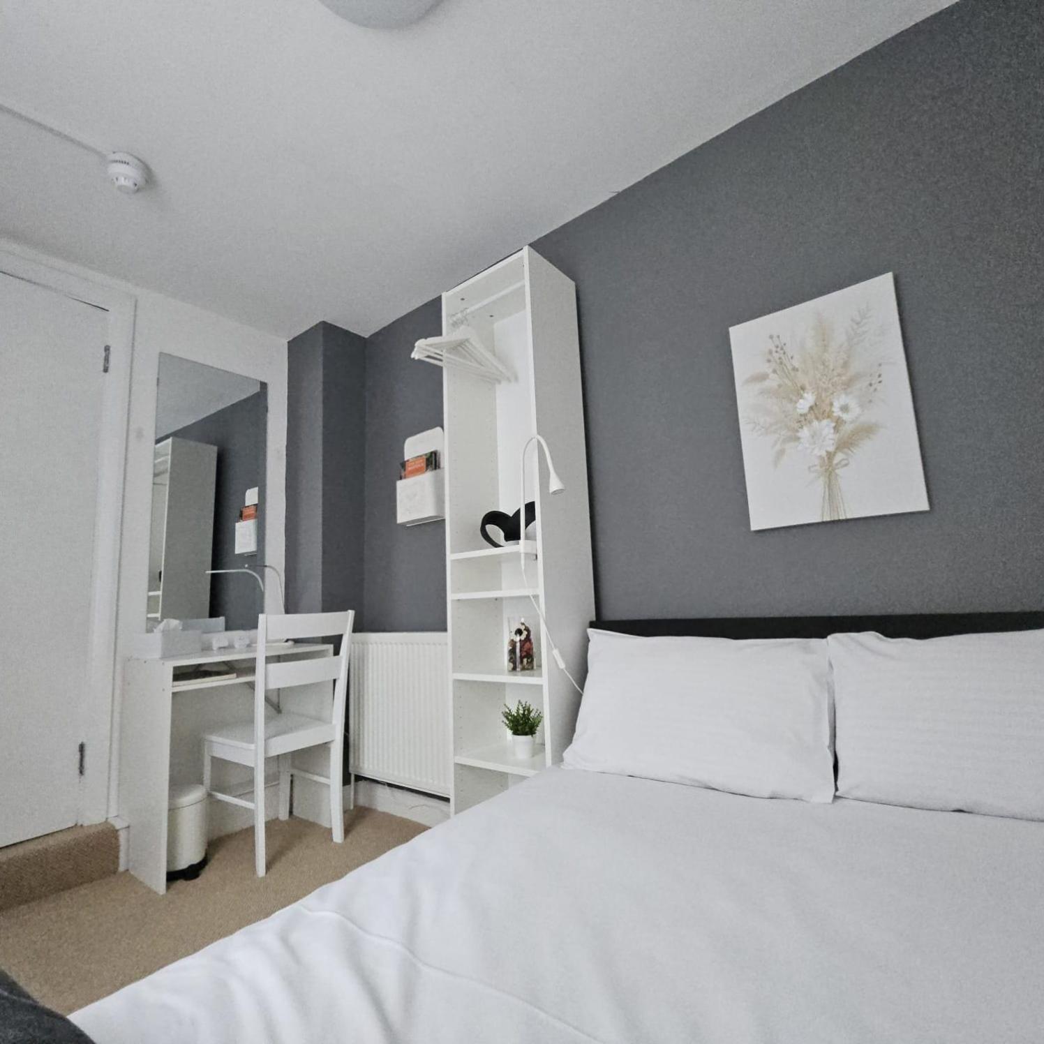 Guest house Comfy In London