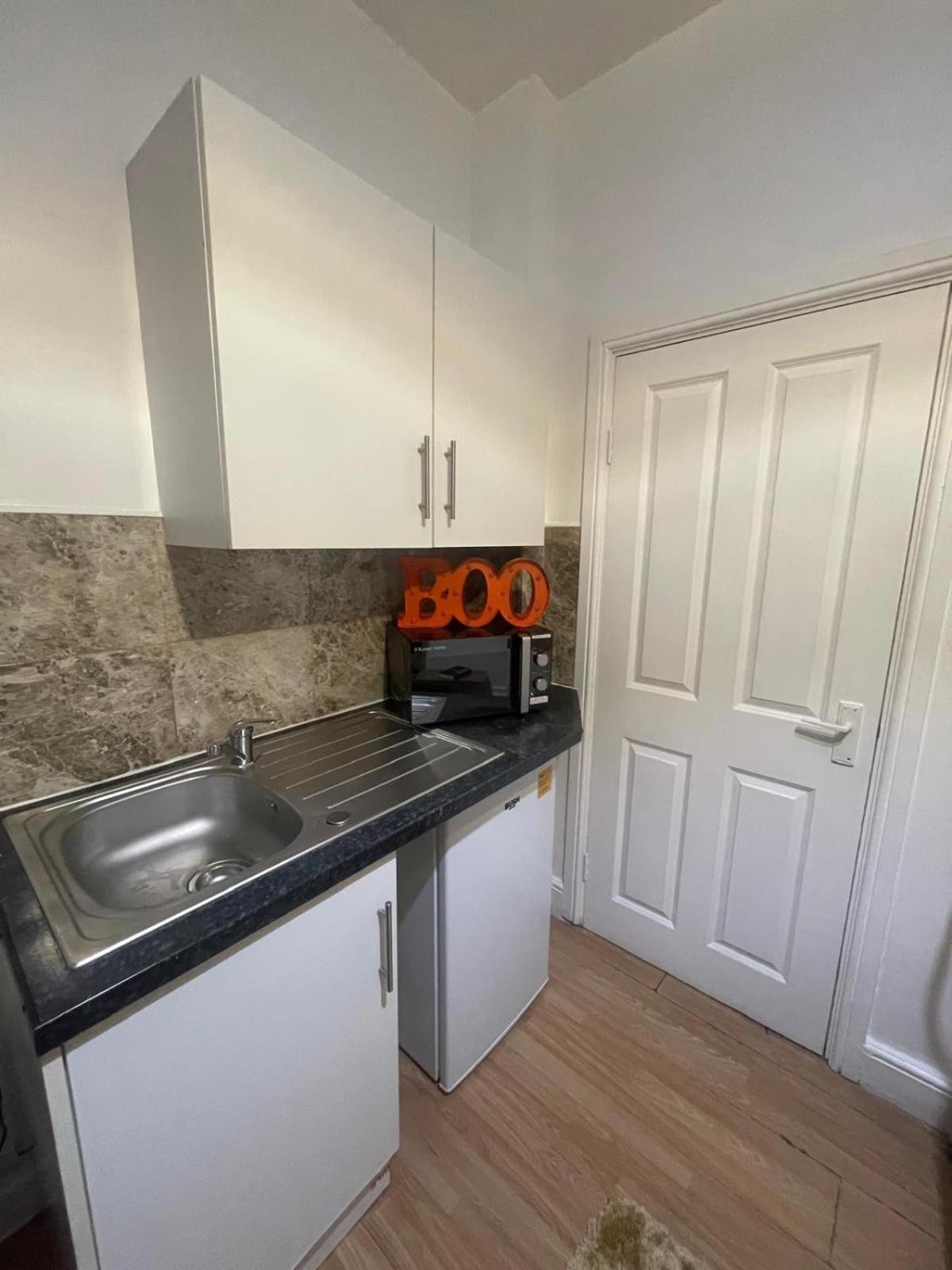 Apartment Confy Contractors Acton *