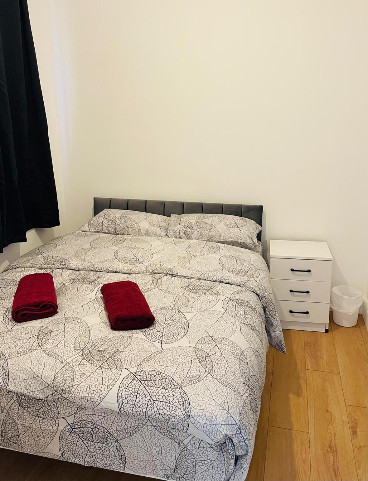 Dorset House At Upton Park Guest house London