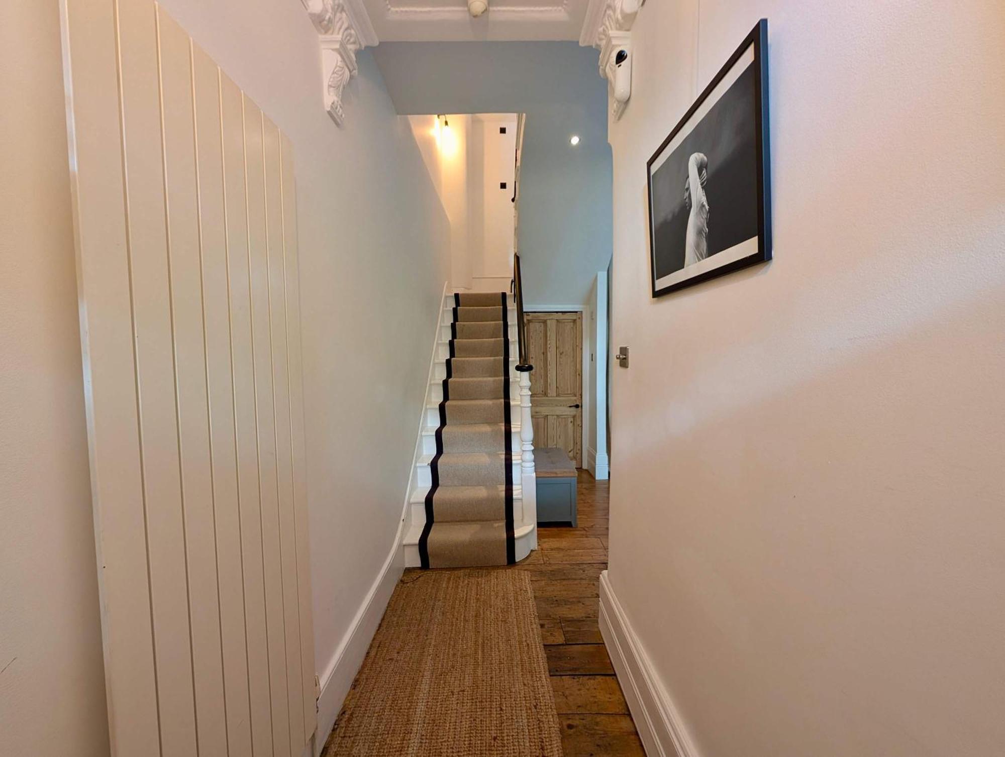 Apartment Chic With Backyard Near Emirates Stadium *