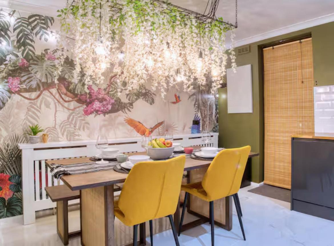 The Zen Den With Hot Tub And Garden London