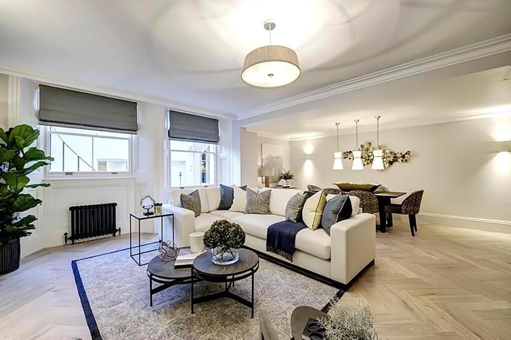 Stunning-hyde Park- 2bed-2bath Luxury Single Level