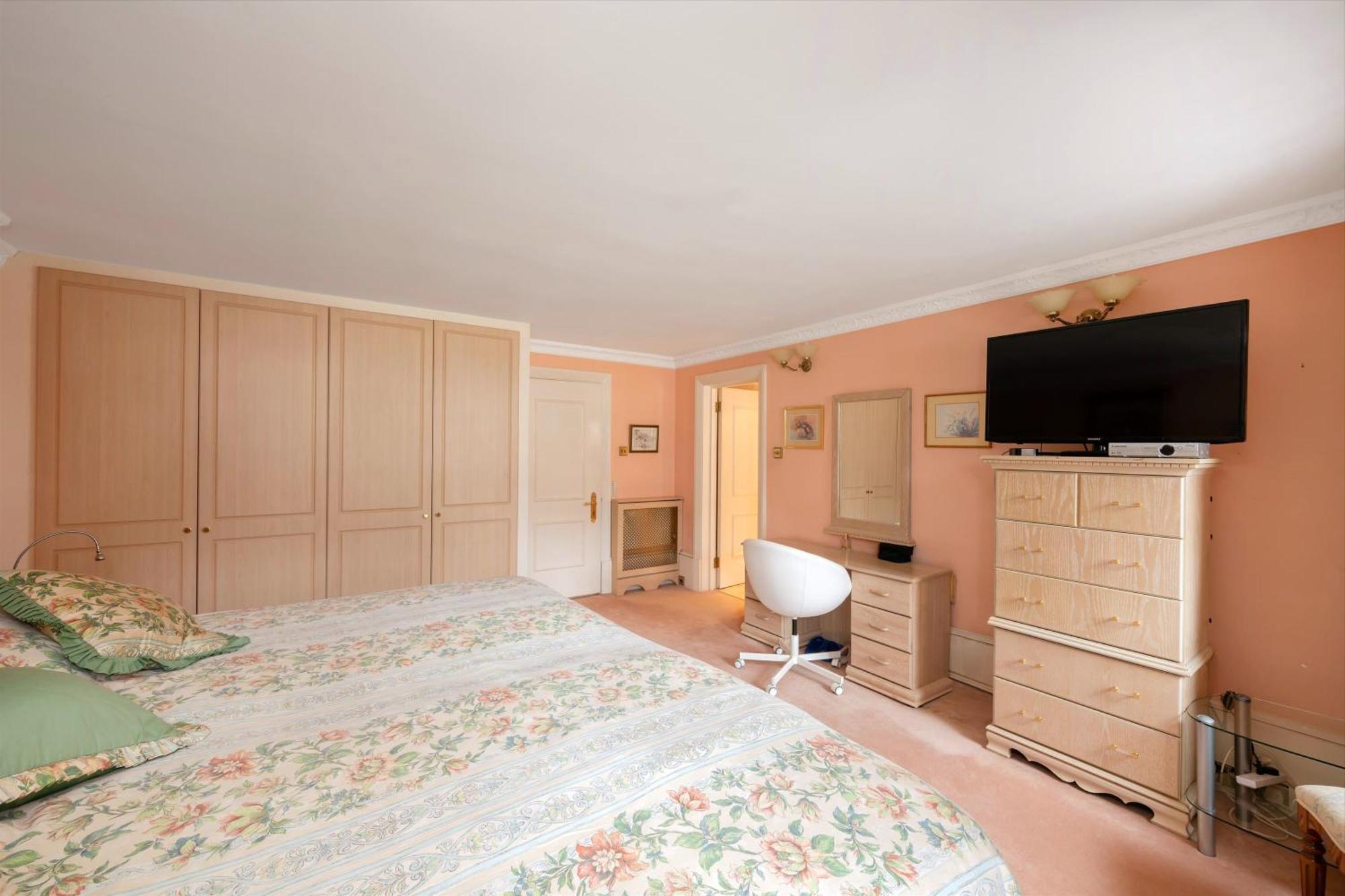 4 Bedroom With Hyde Park Views In Lancaster Gate