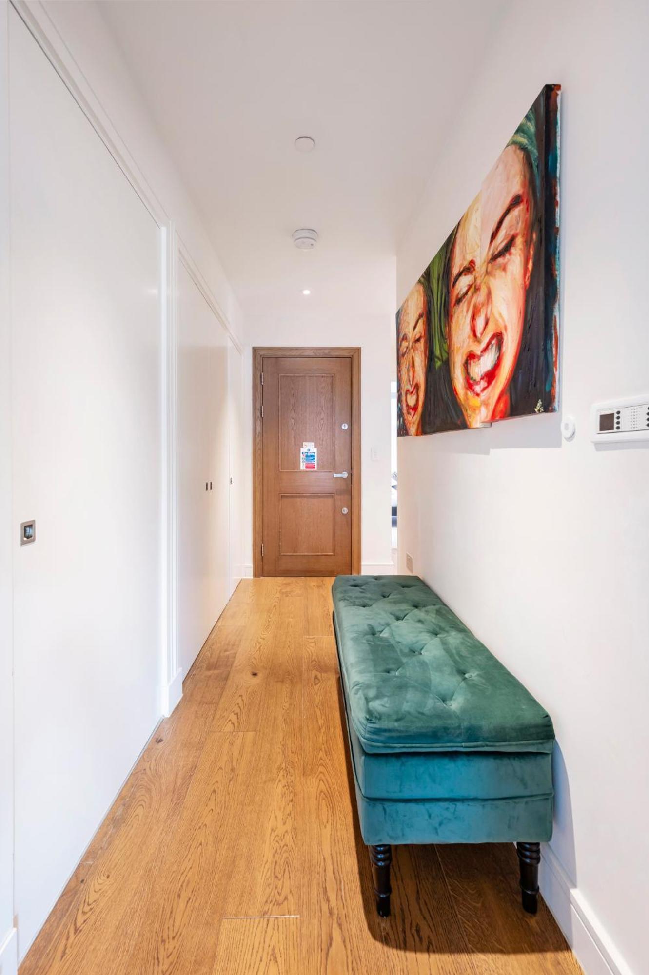 Rock Paper Scissors Apartment