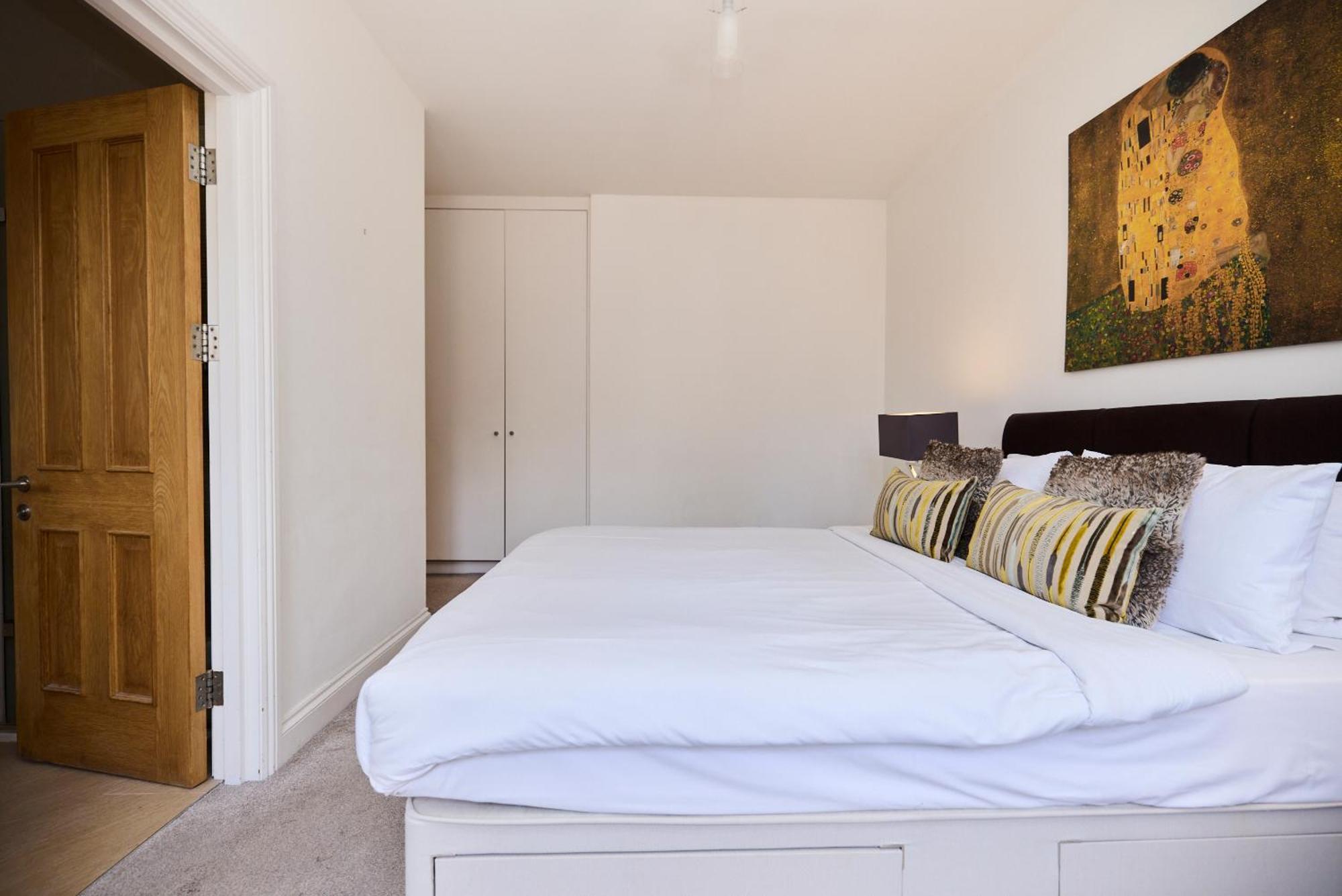 The Porchester Gardens - Modern & Bright 4bdr With Garden And Parking Apartment London