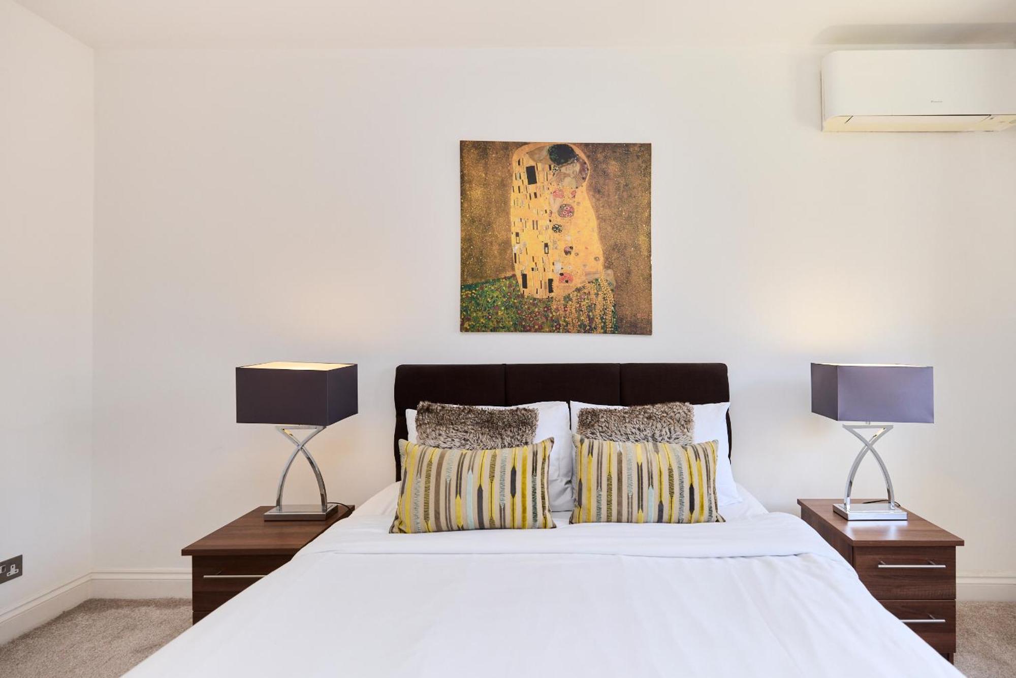 The Porchester Gardens - Modern & Bright 4bdr With Garden And Parking Apartment