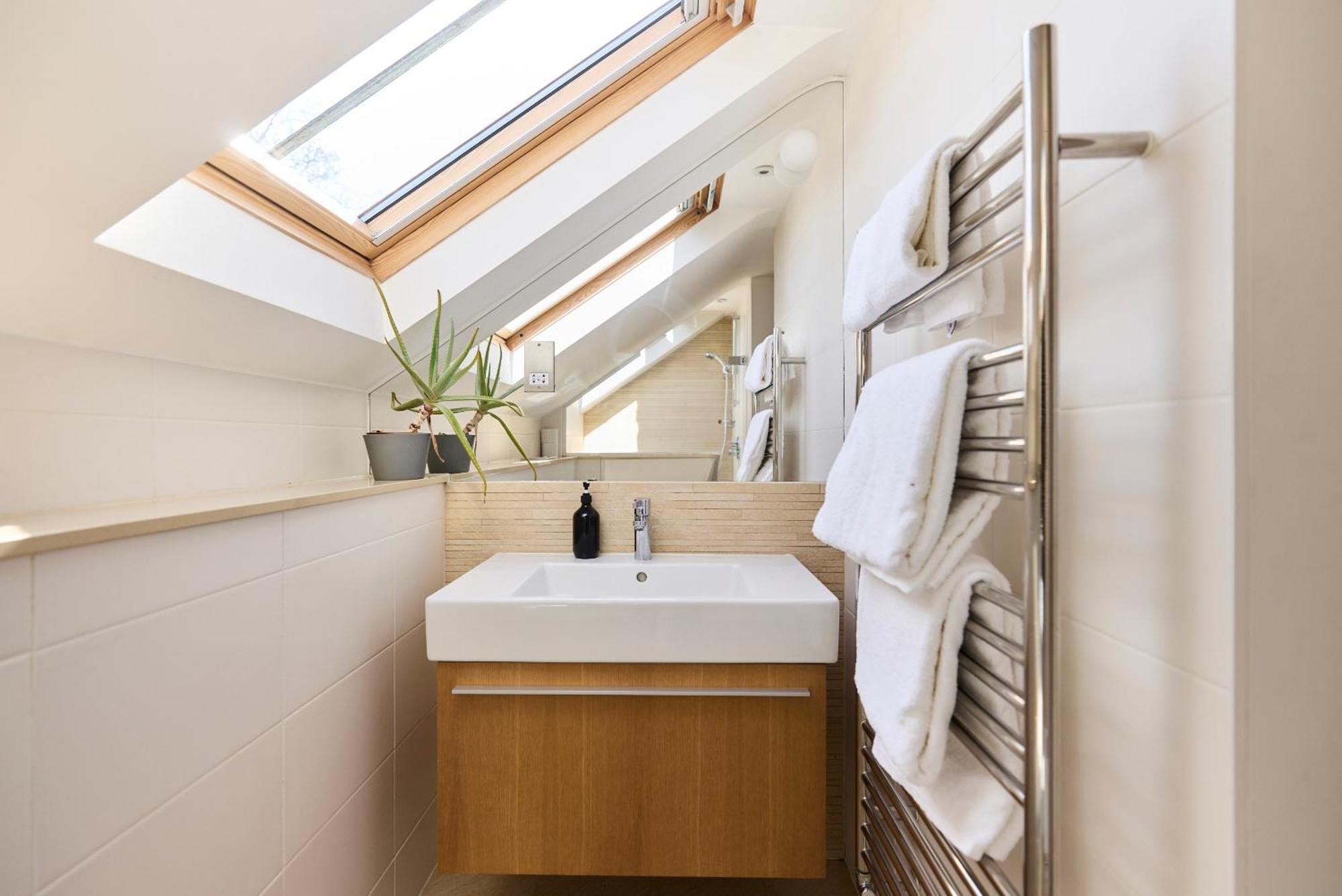 The Porchester Gardens - Modern & Bright 4bdr With Garden And Parking Apartment