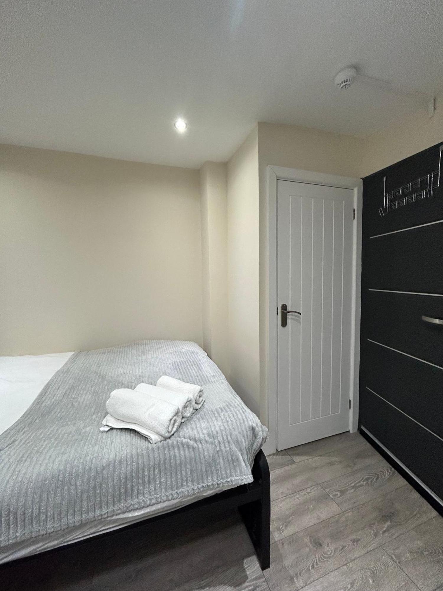Apartment Shoreditch - And In The