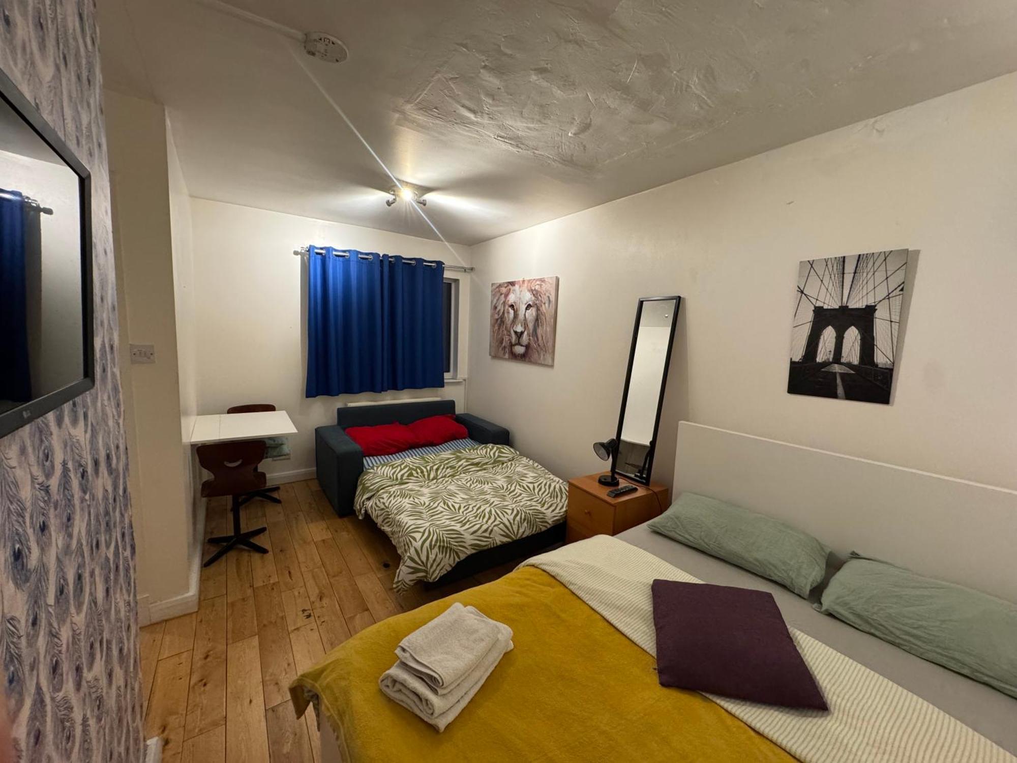 Guest house Cozy Near London