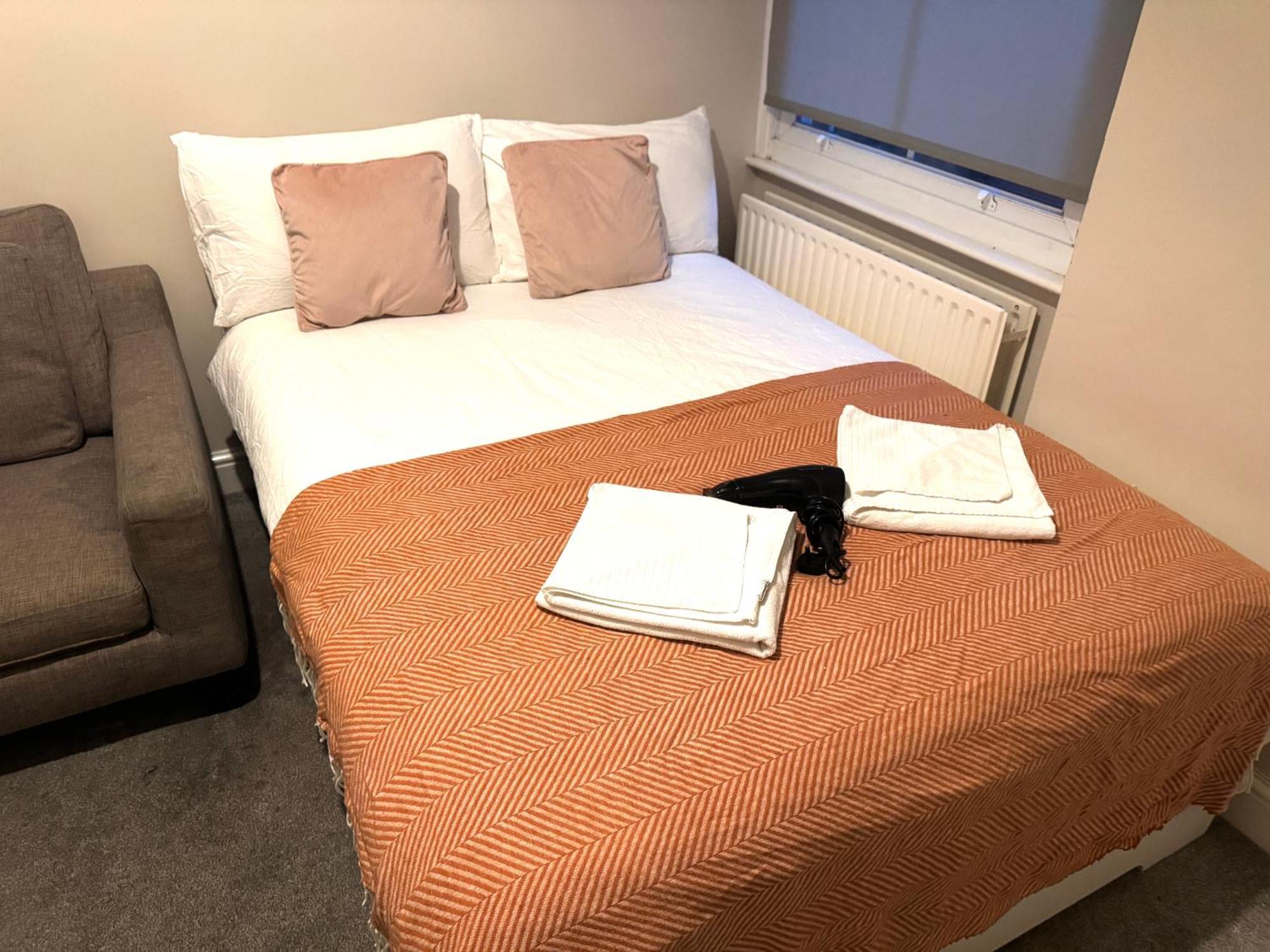 Homestay Private Bedrooms In Finsbury Park Station *