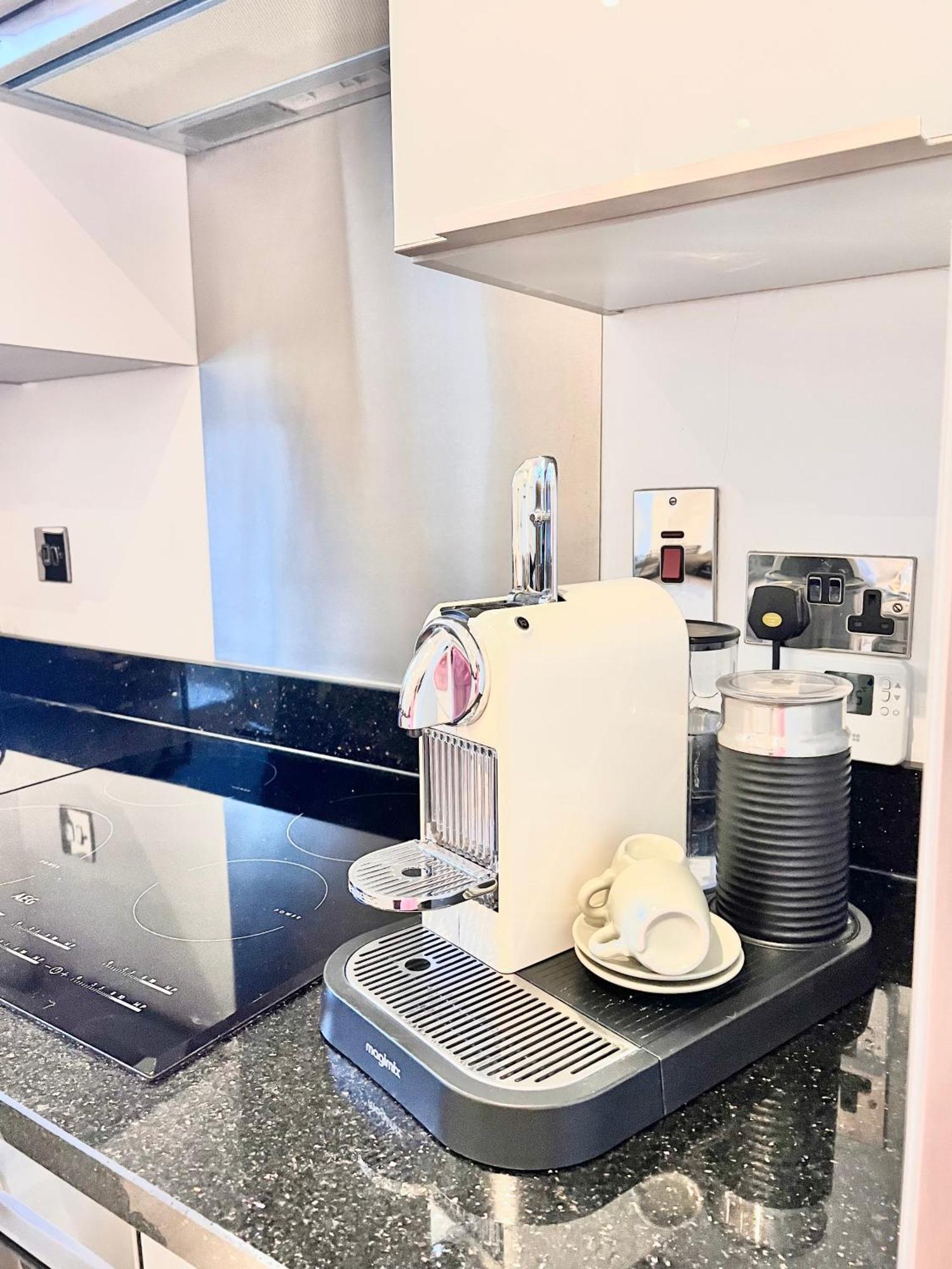 2 Bed In Oxford Street Apartamento *