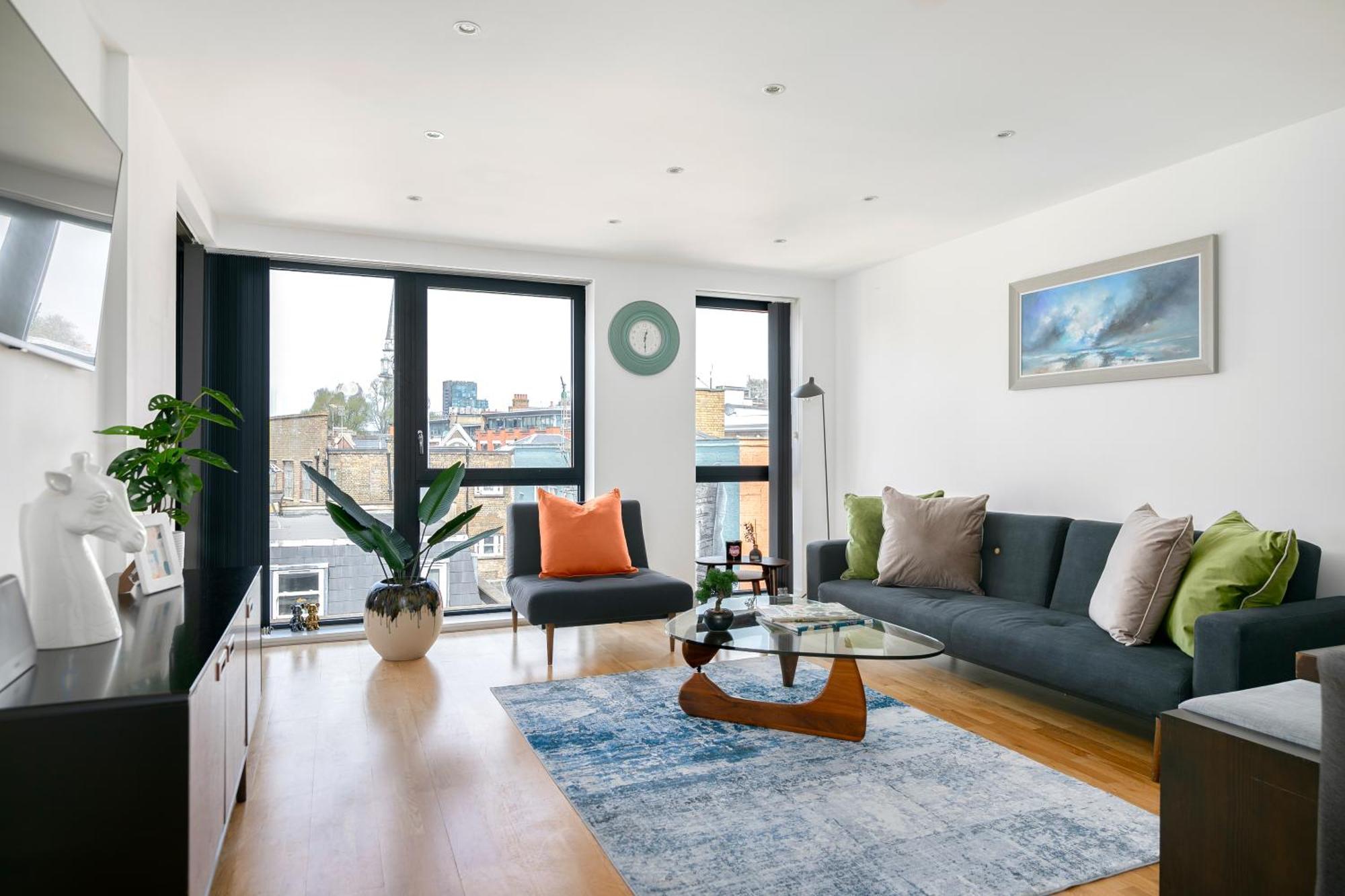 Of 2br Penthouse With Stunning Terrace Views Apartment *
