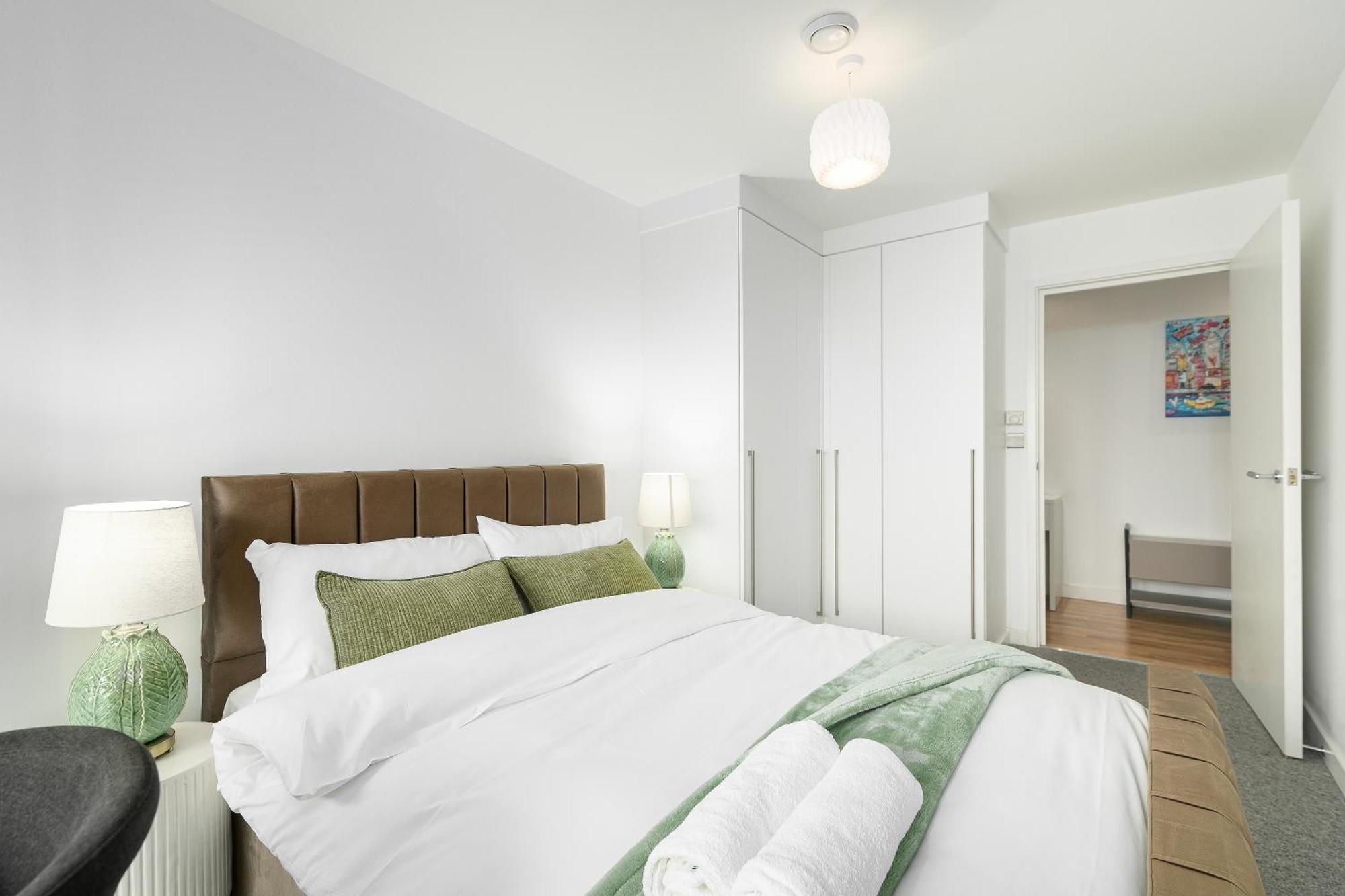 Of 2br Penthouse With Stunning Terrace Views Apartment London