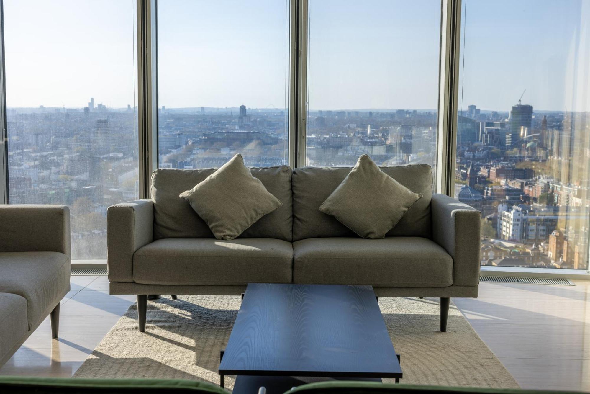 Apartamento Luxury With Pool, Gym, Spa, Free Parking 3 Bedroom