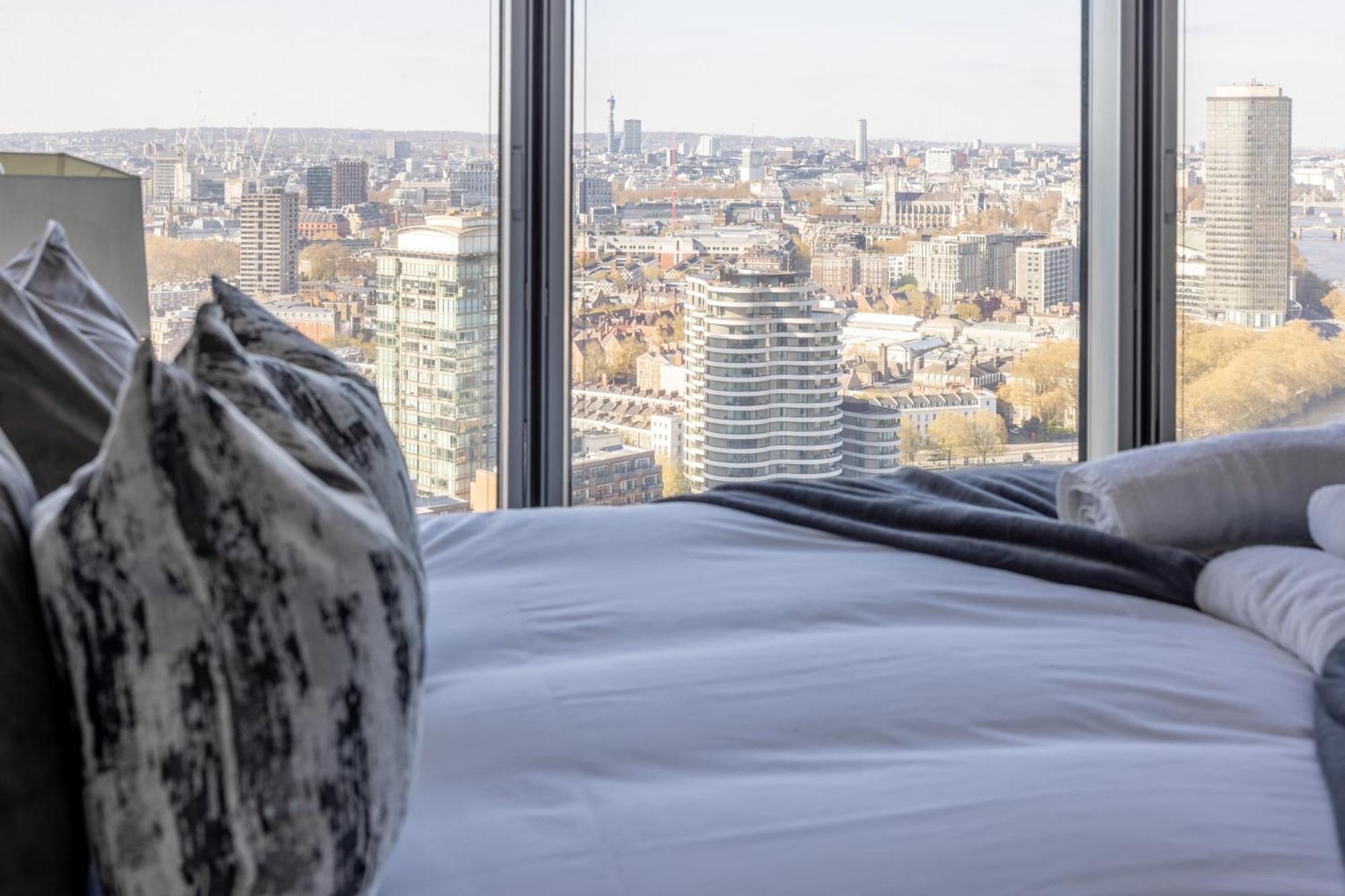 Luxury With Pool, Gym, Spa, Free Parking 3 Bedroom Apartamento