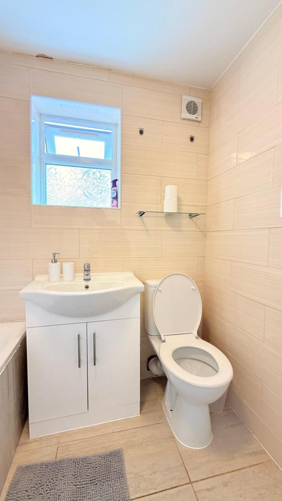 Apartment Stylish Close To Center Zone 2 London