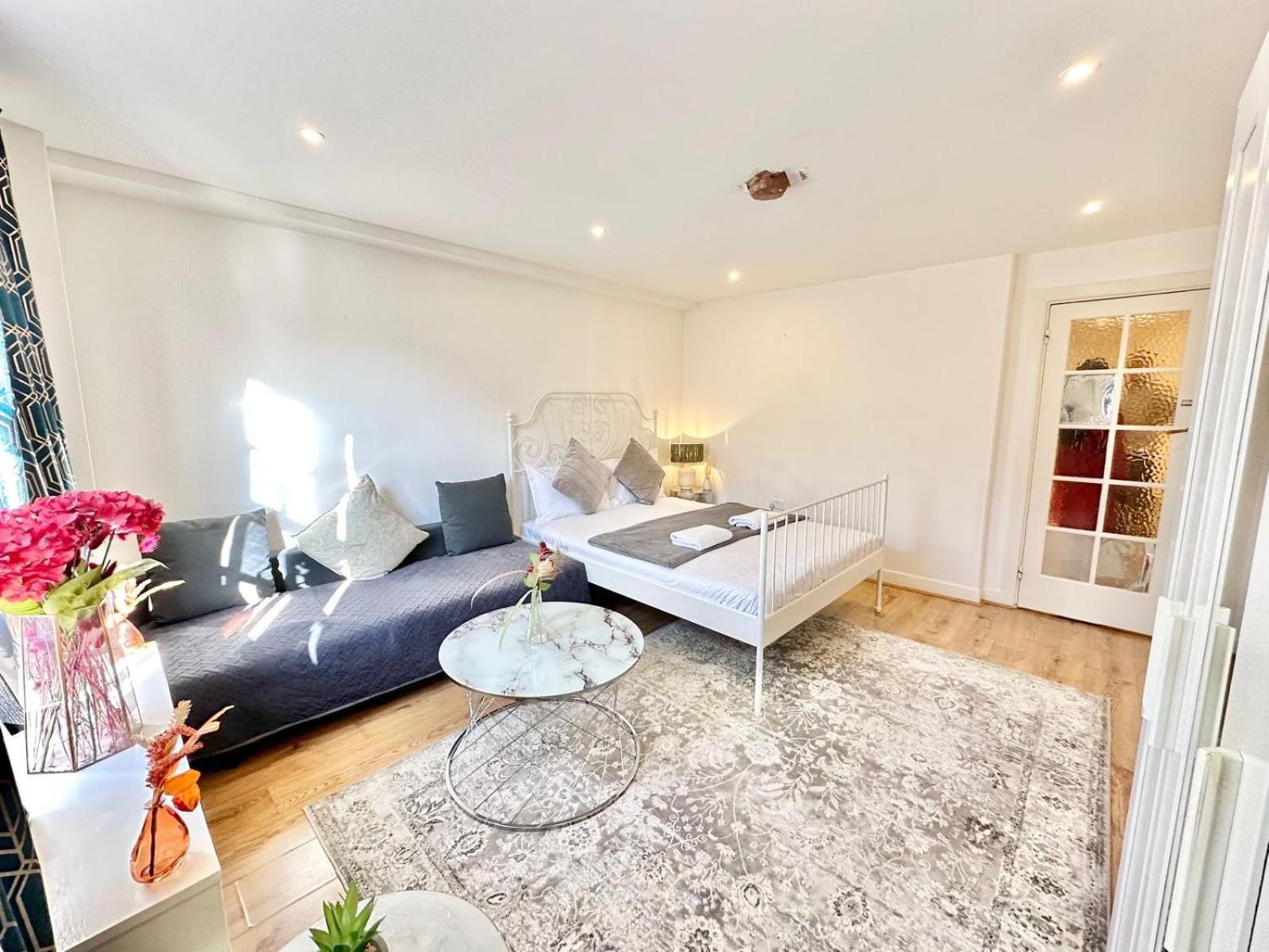 Apartment Park Lane Beautiful London