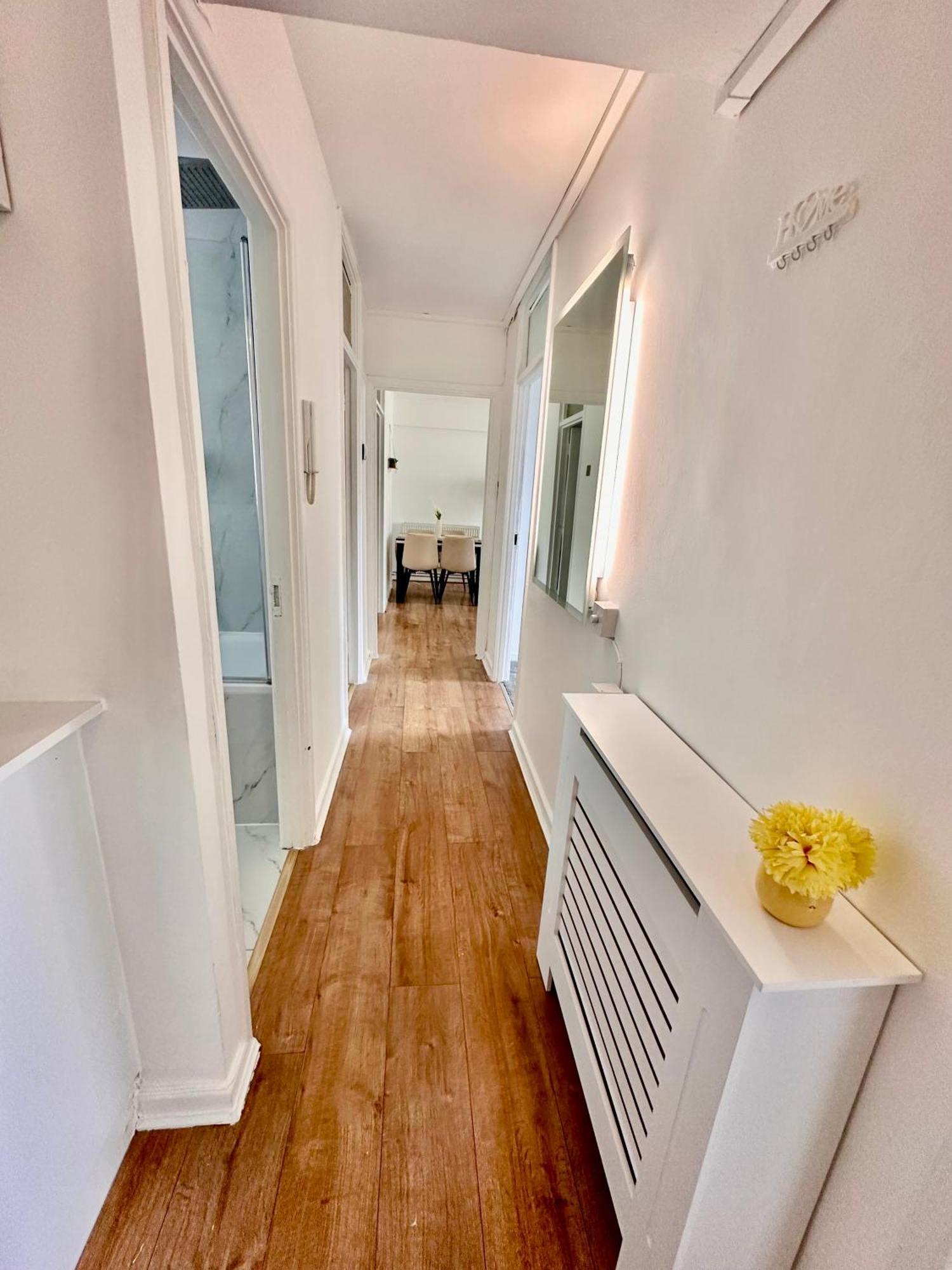 Cosy 2 Bedroom Shoreditch With Great Transport Links