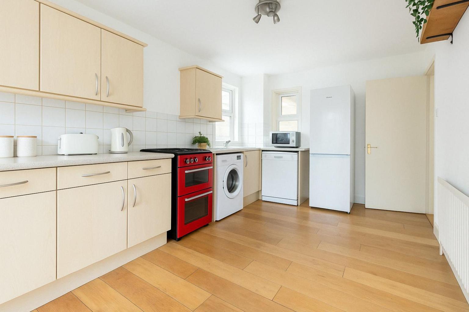 Charming Flat With Private Garden - Near Brixton *