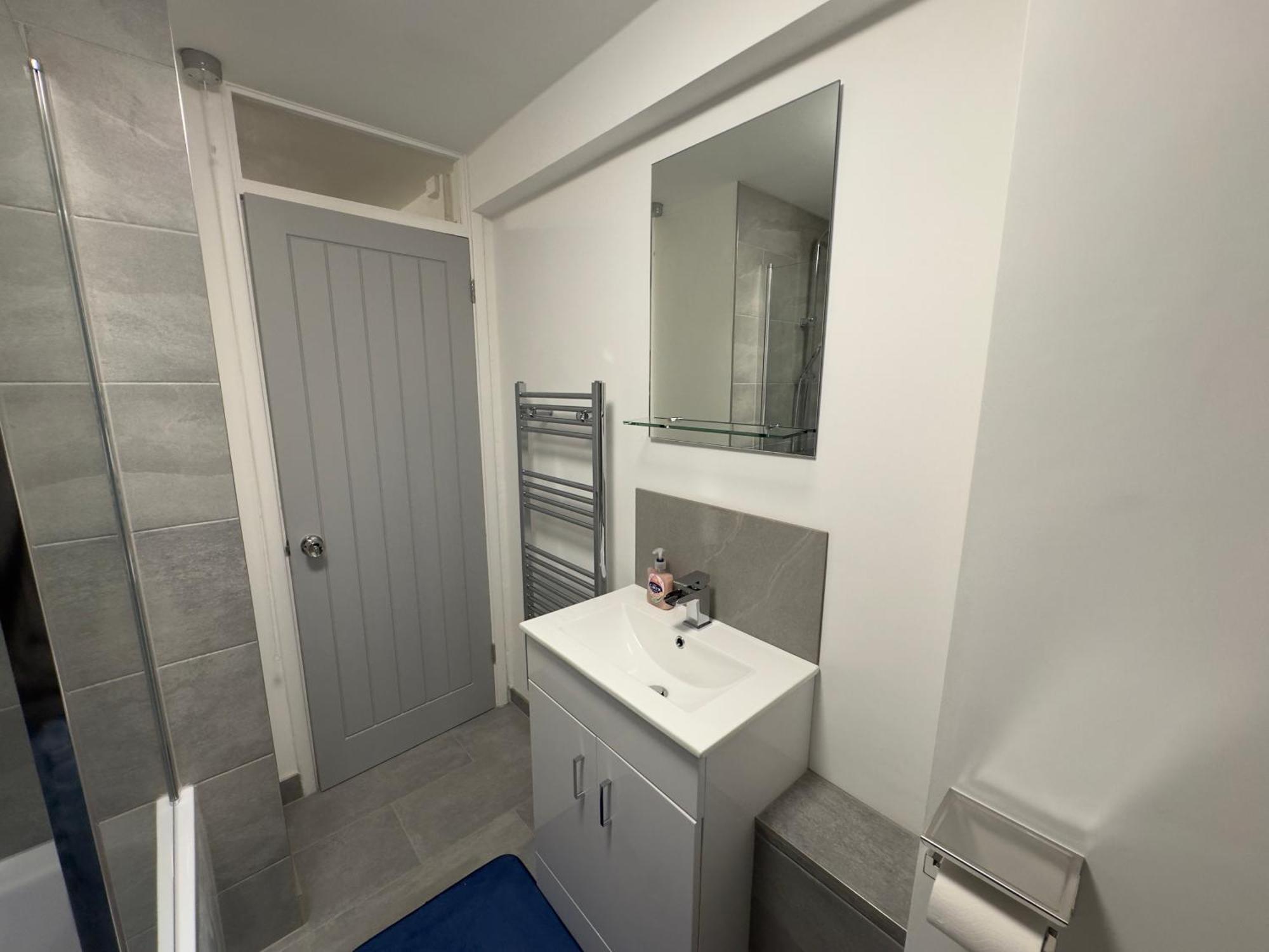 Apartamento Stylish 2br, Fast Wifi With Balcony