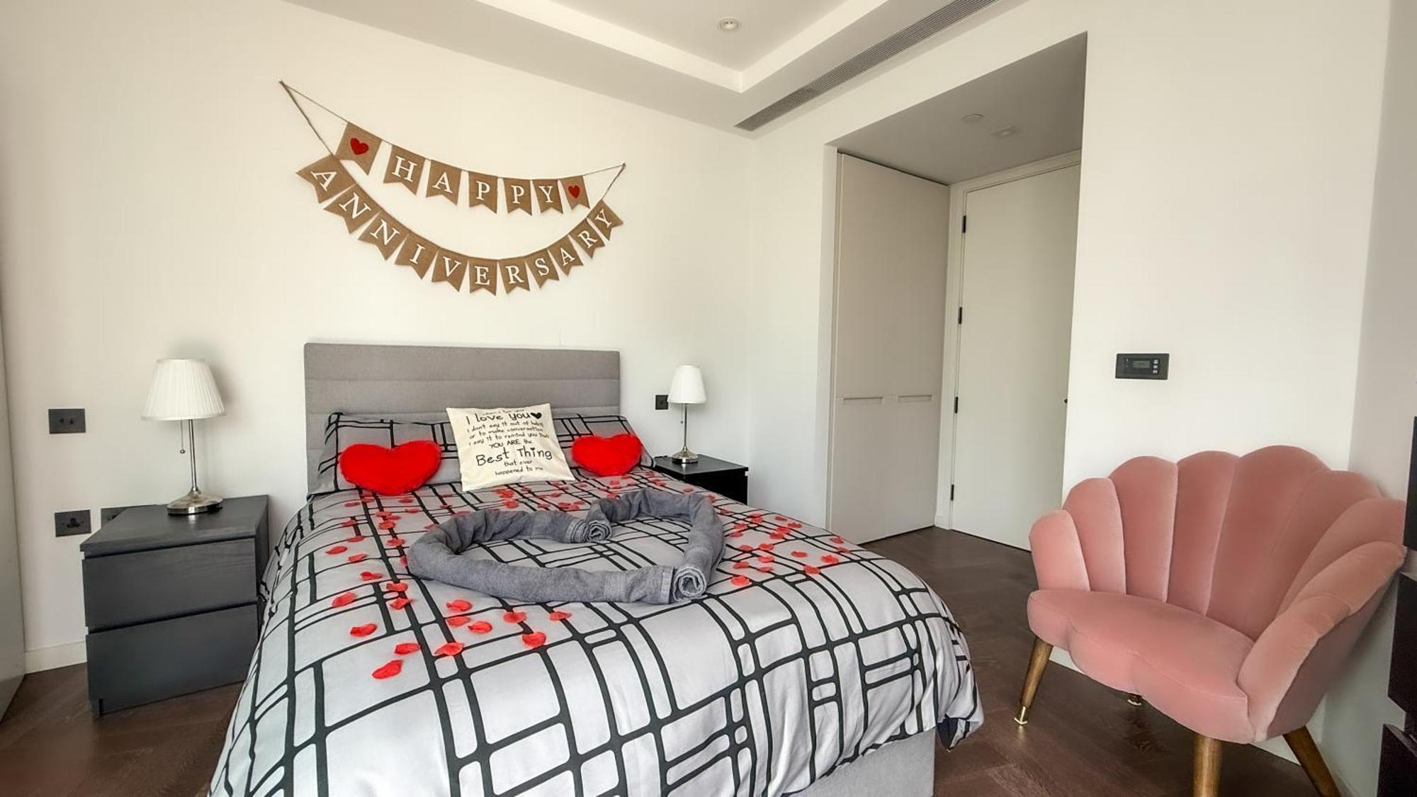 Luxury Steps From Battersea Power St And Close To Victoria & Chelsea Apartment *