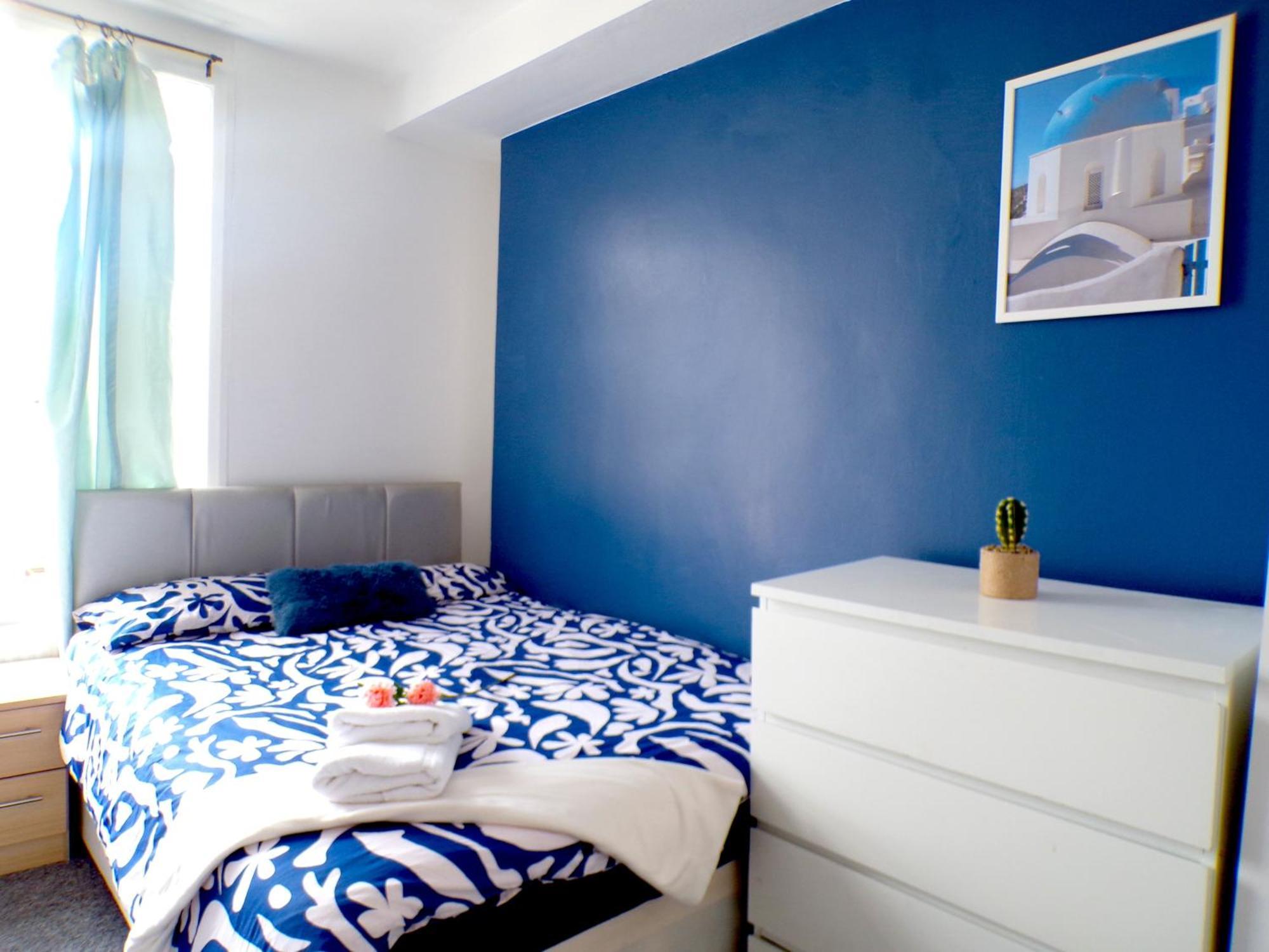 Apartment Santoriniapartmentwestkensingtonsleeps3-ensuite-ac London