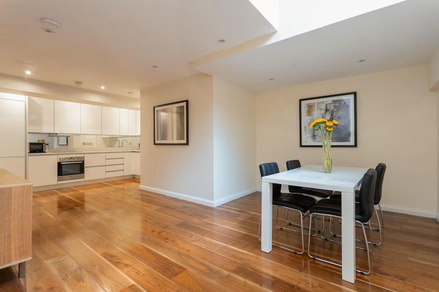 Luxury 3 Bedroom In Holborn Ciy Of Apartment London