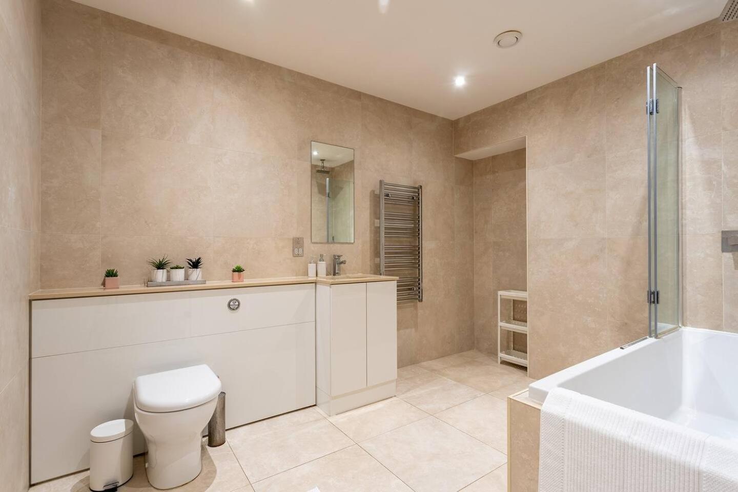 Luxury 3 Bedroom In Holborn Ciy Of
