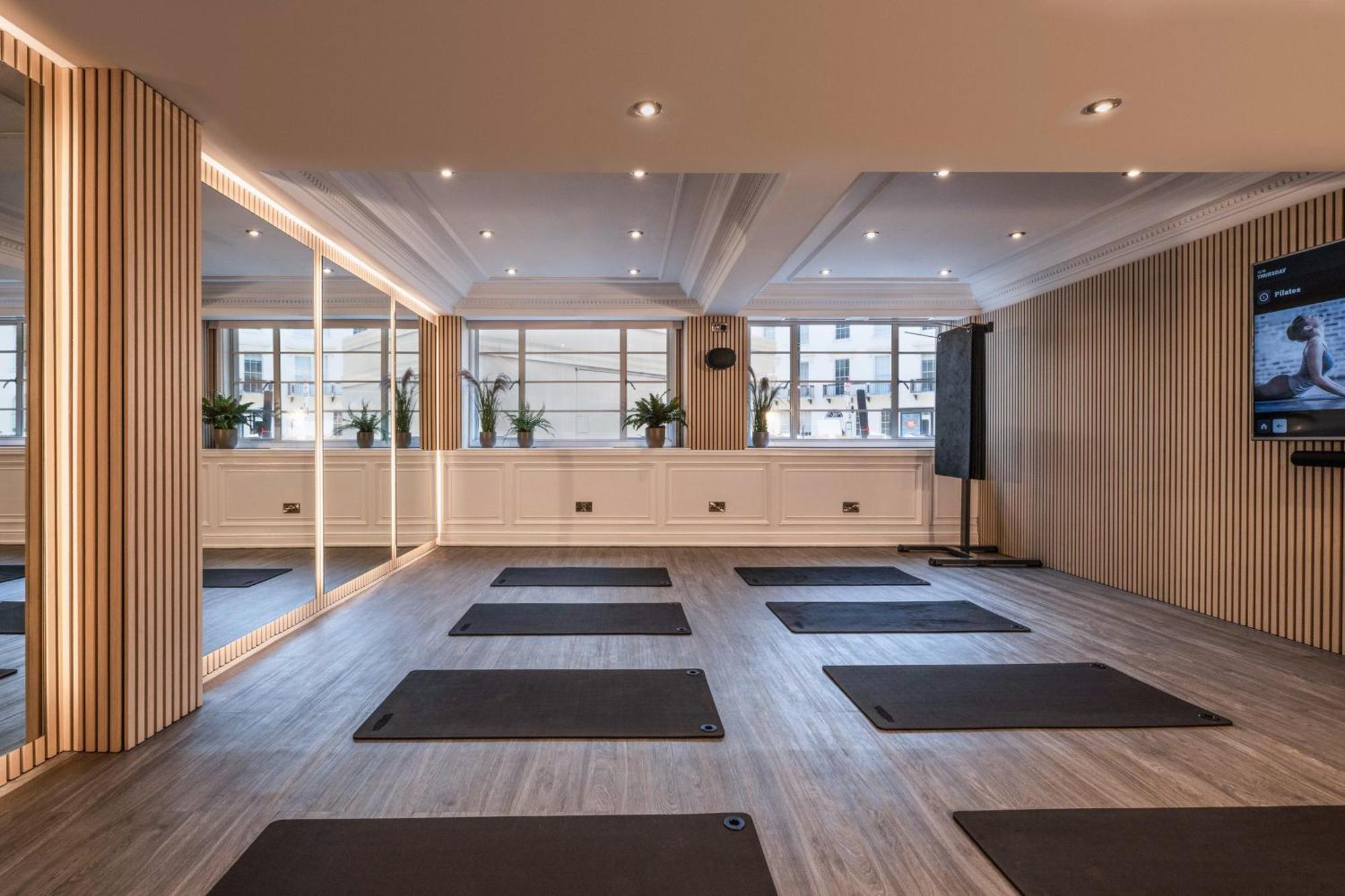 Melia White House Aparthotel