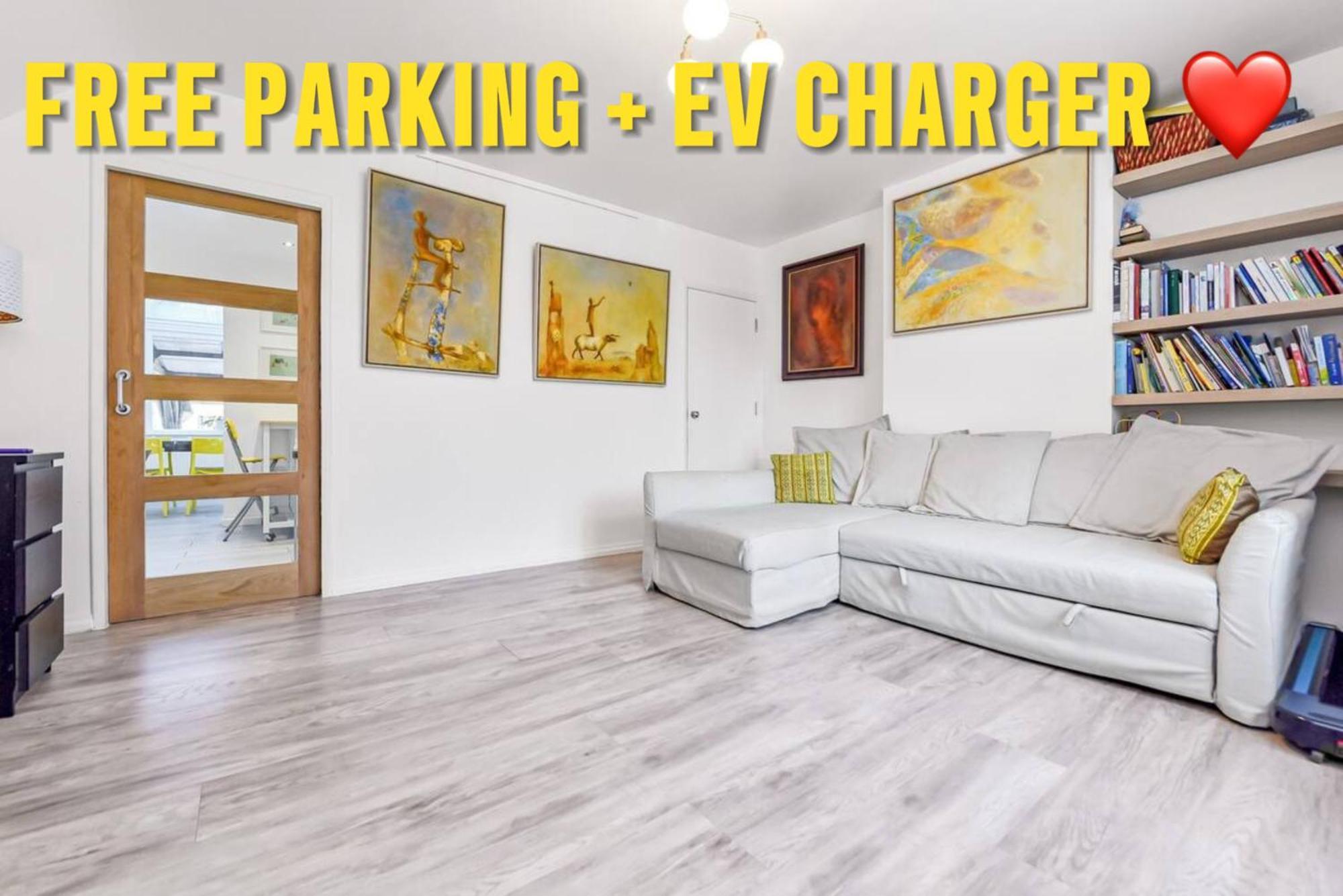 Family House In The Heart Of Hanwell With 5 Stars! Holiday home