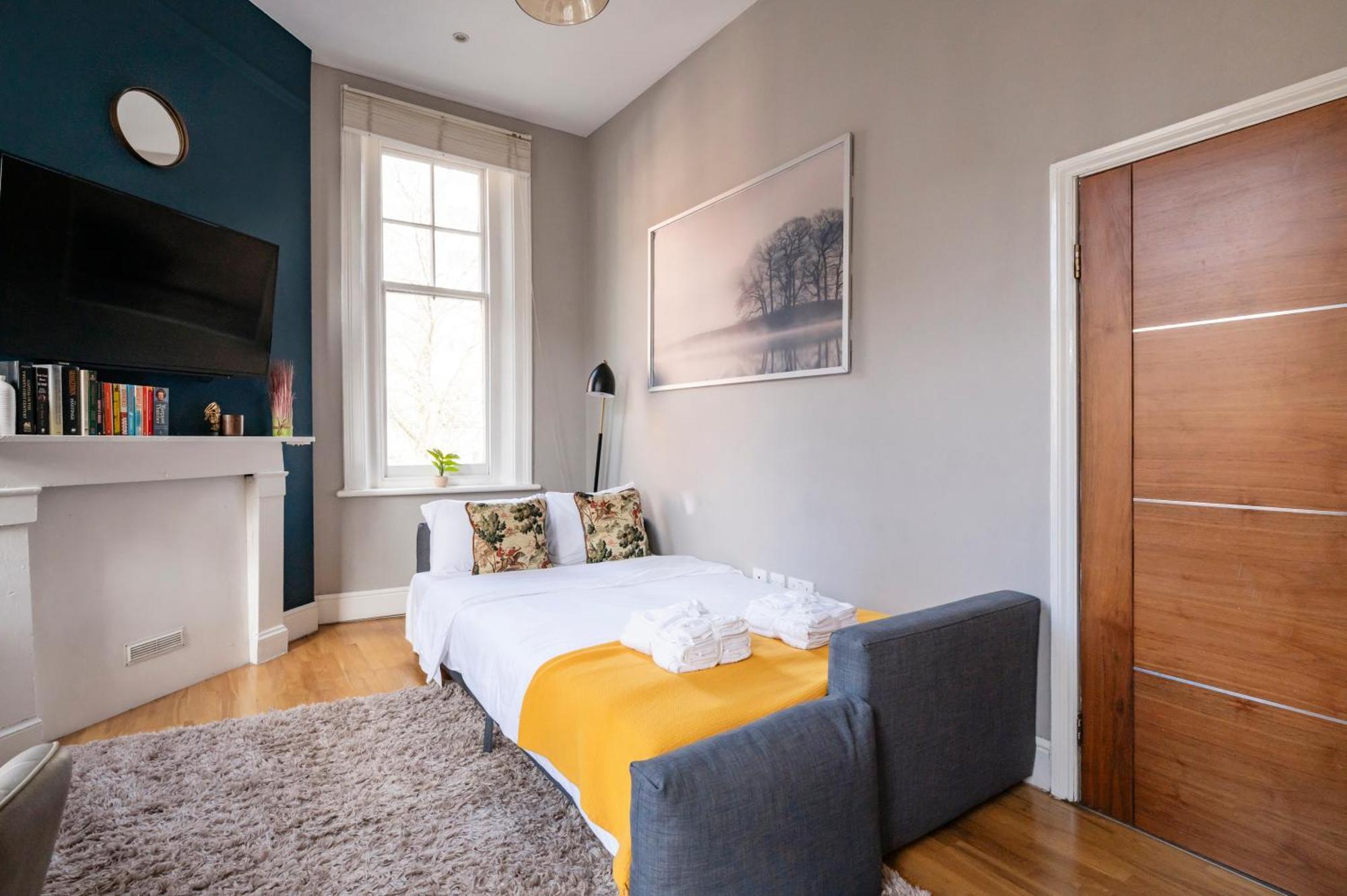 Apartment Sunny Corner In Center Of London