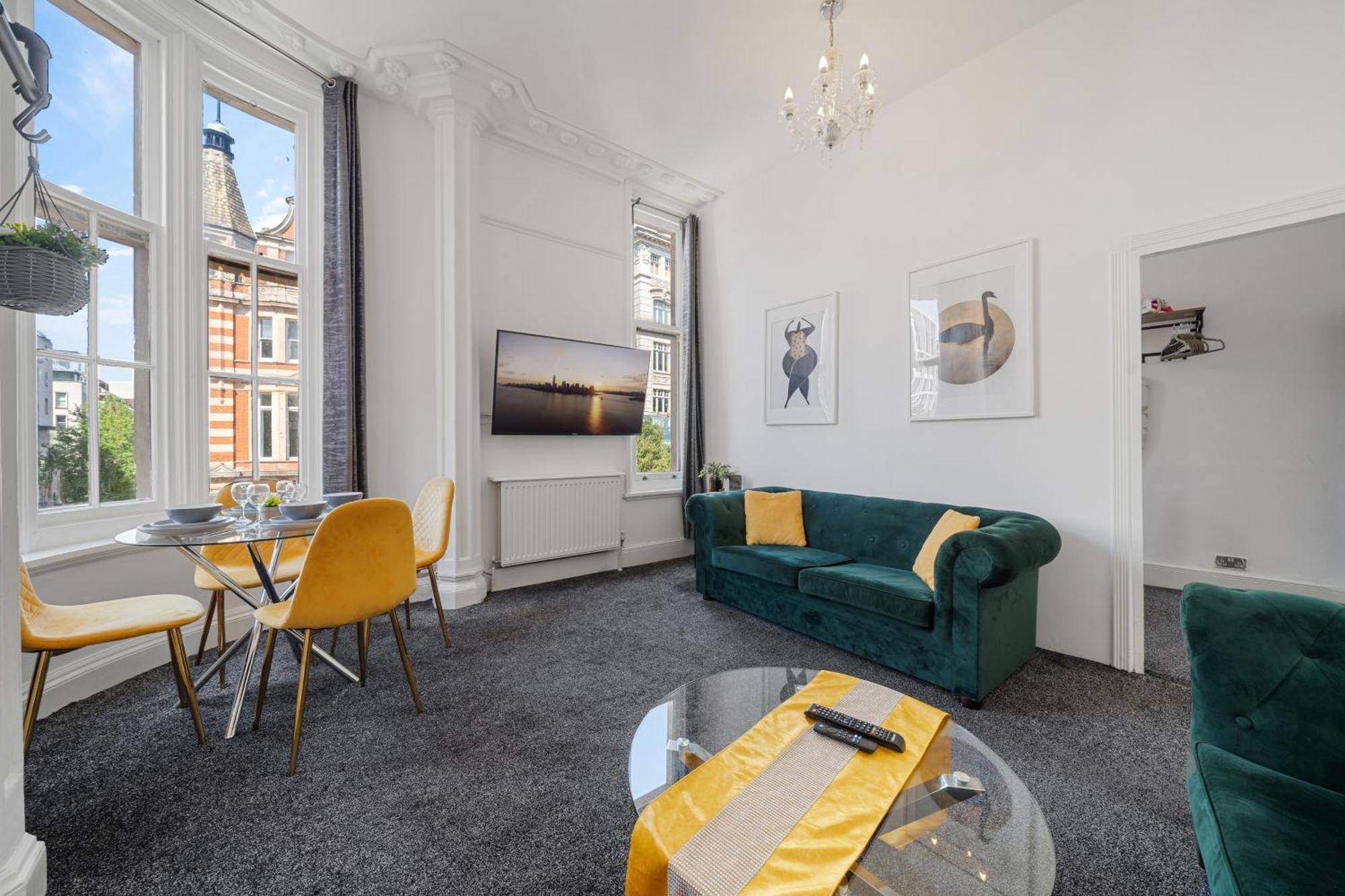 Apartment Luxurious On Oxford Street